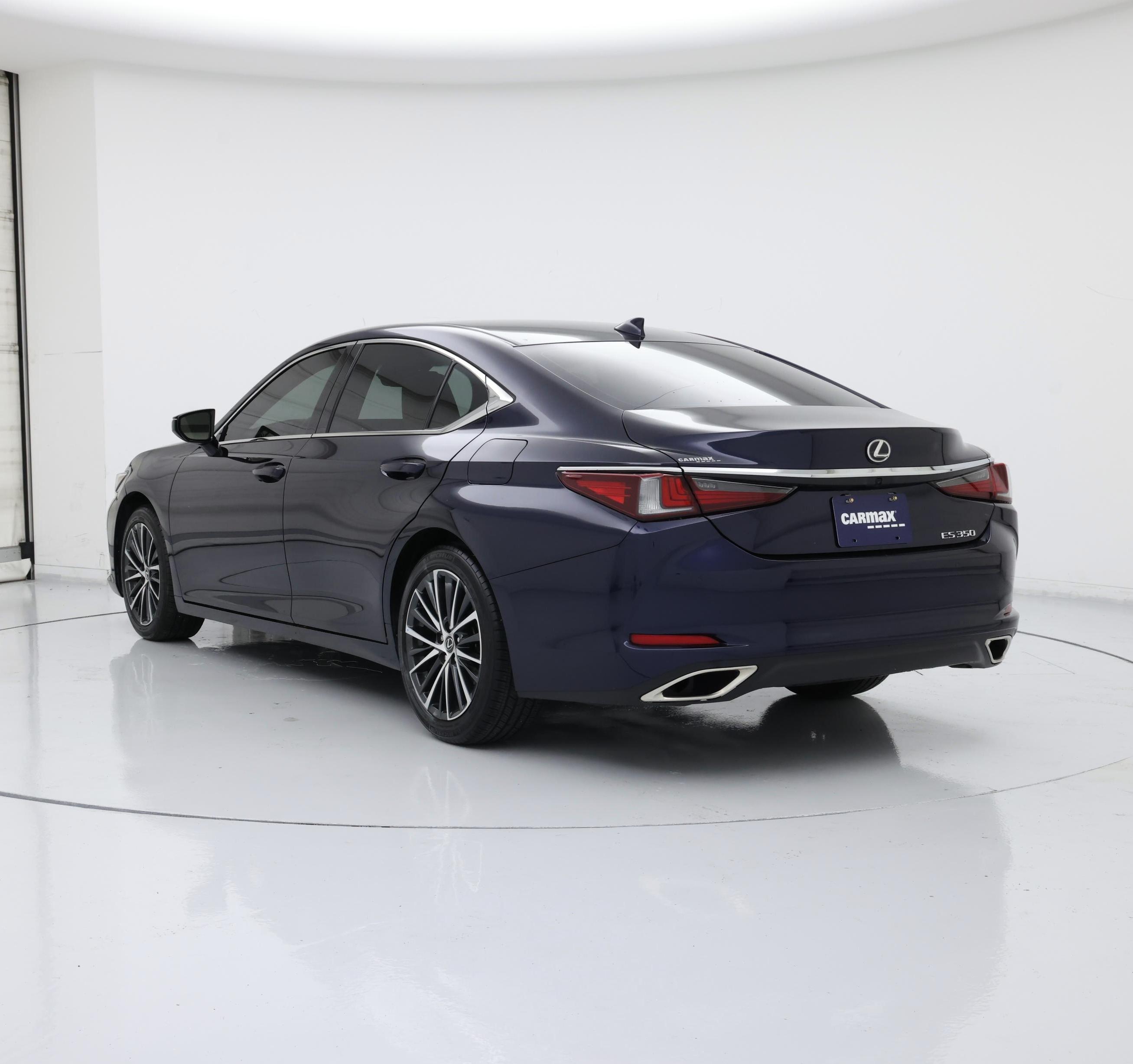 Thumbnail: 2024 Lexus ES - 2