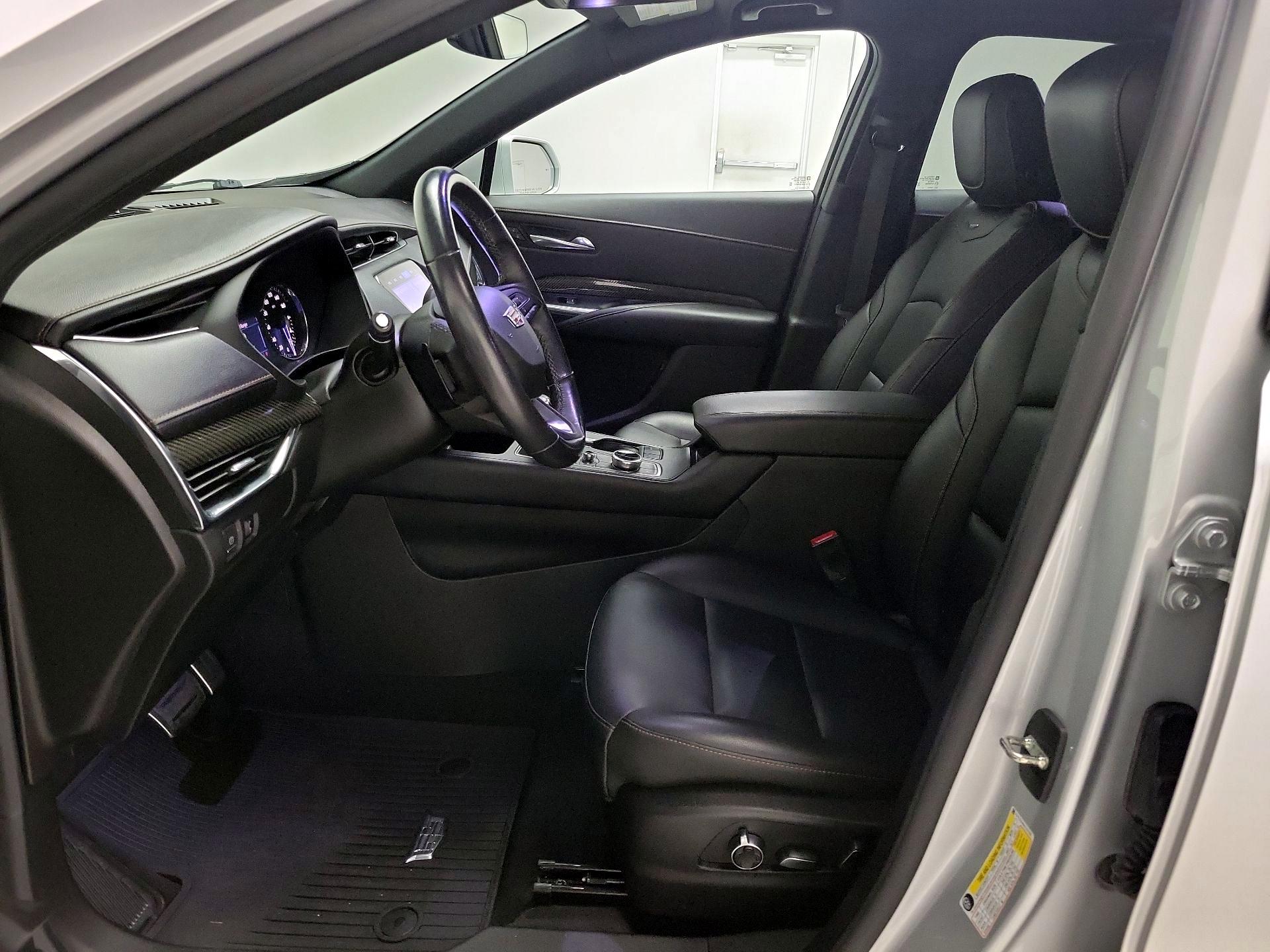 Thumbnail: 2019 Cadillac XT4 - 11