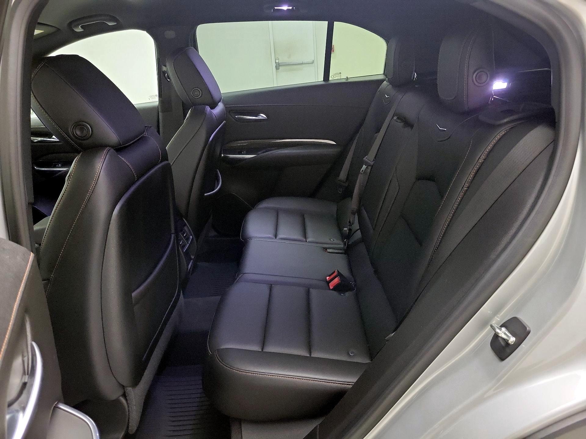 Thumbnail: 2019 Cadillac XT4 - 19