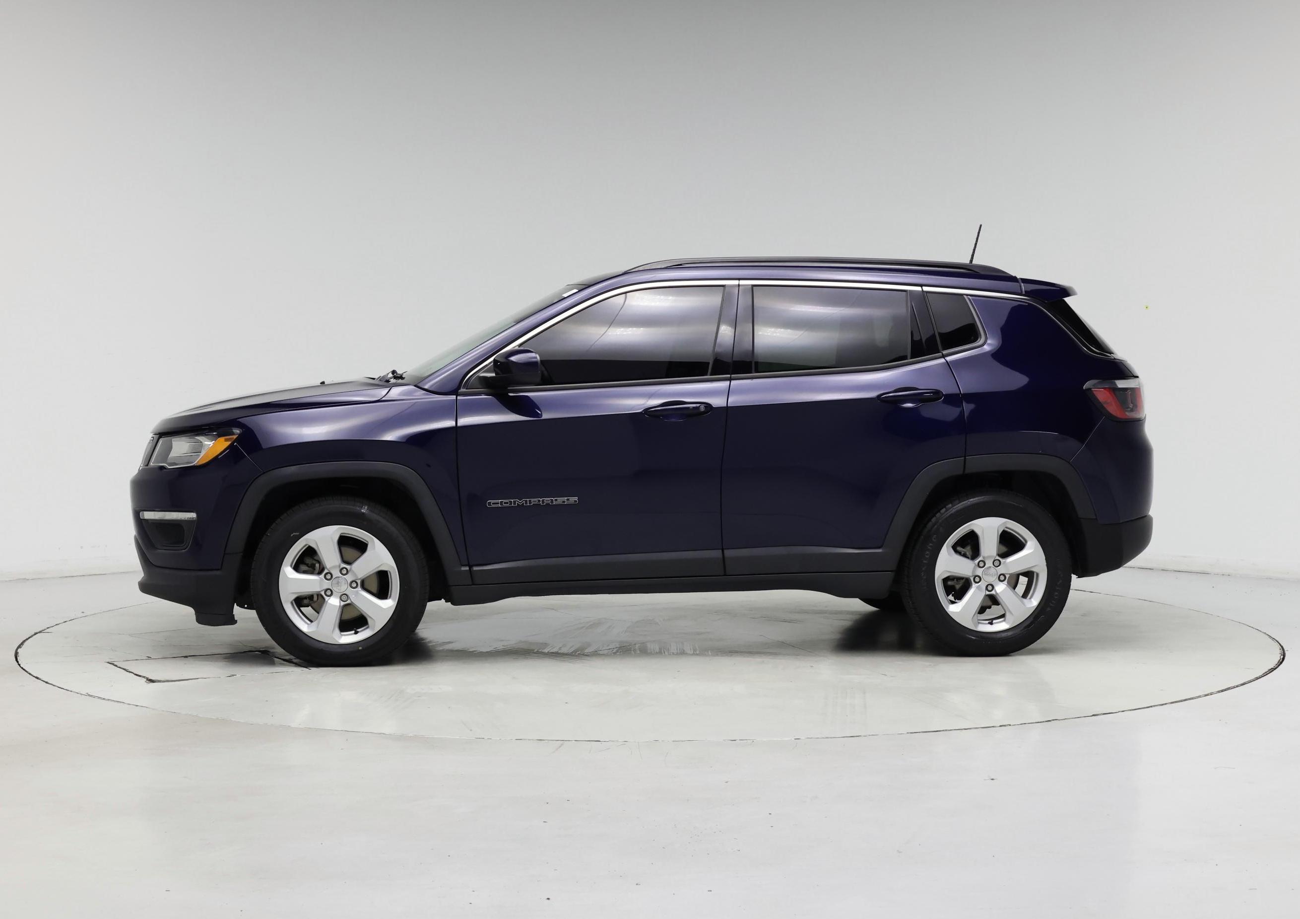 Thumbnail: 2020 Jeep Compass - 3