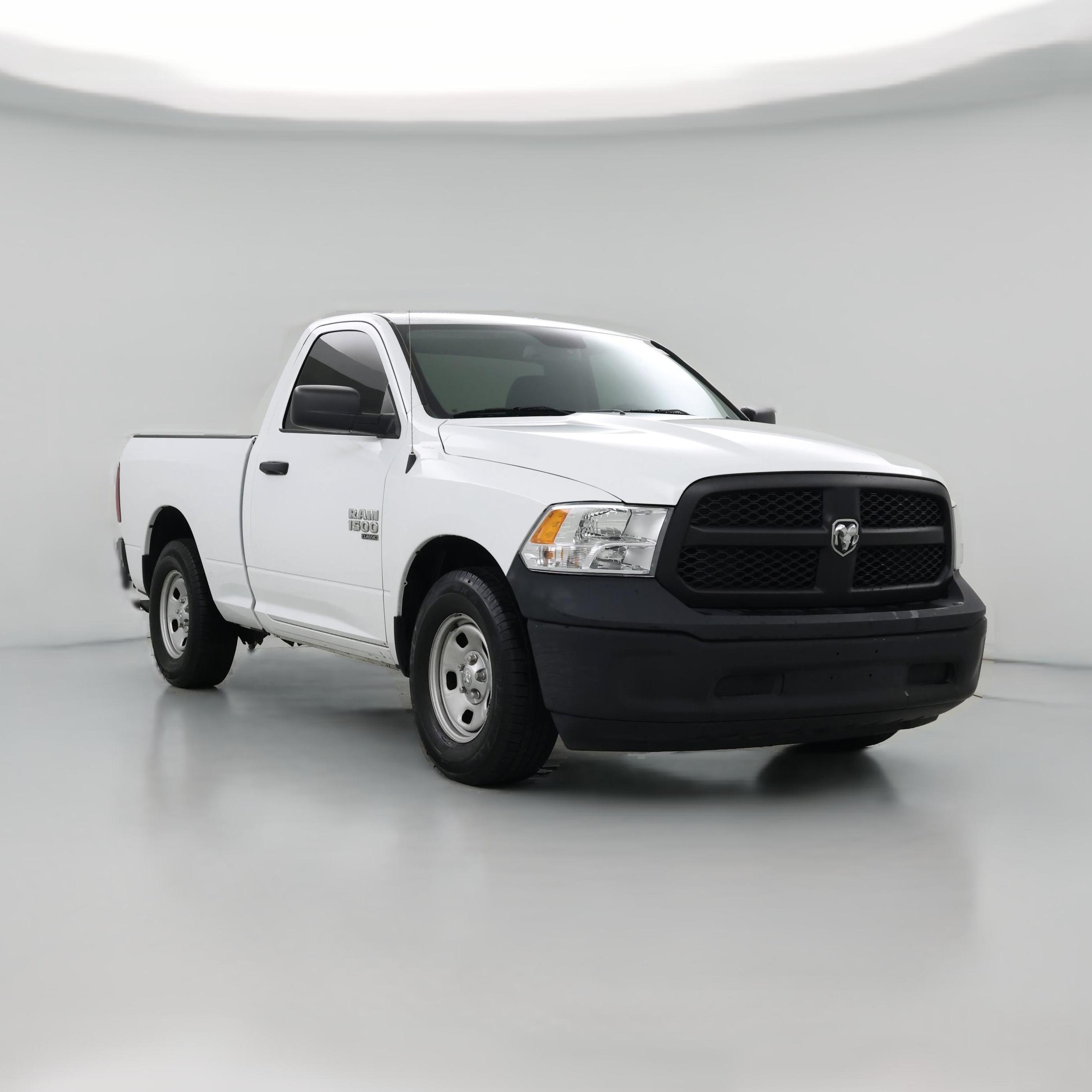 Thumbnail: 2020 RAM 1500 Classic - 1