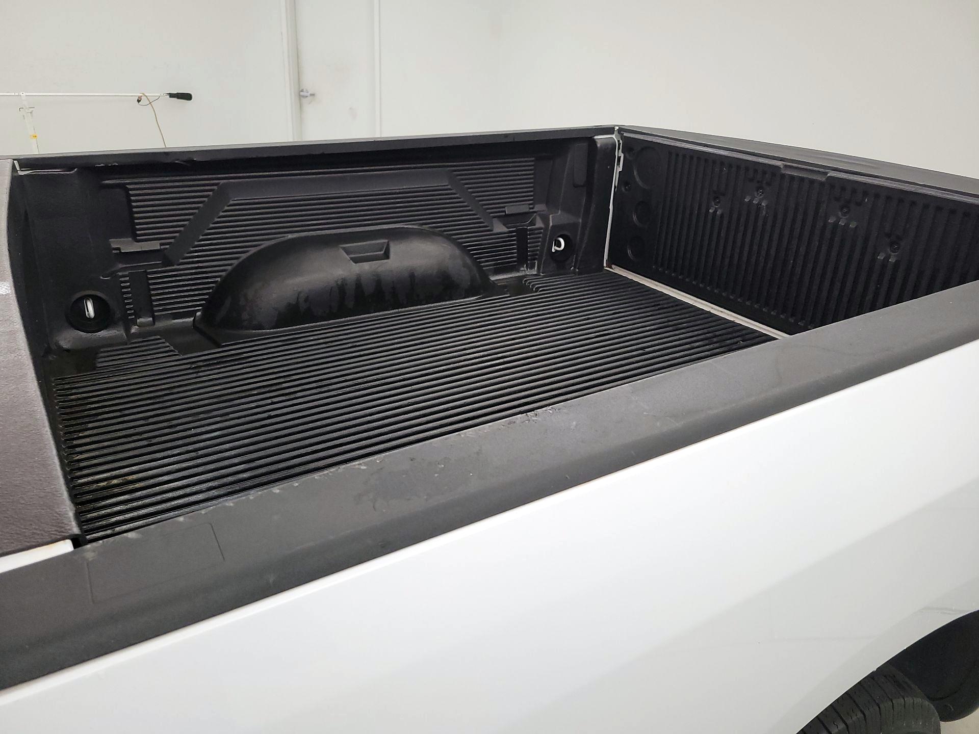 Thumbnail: 2020 RAM 1500 Classic - 19