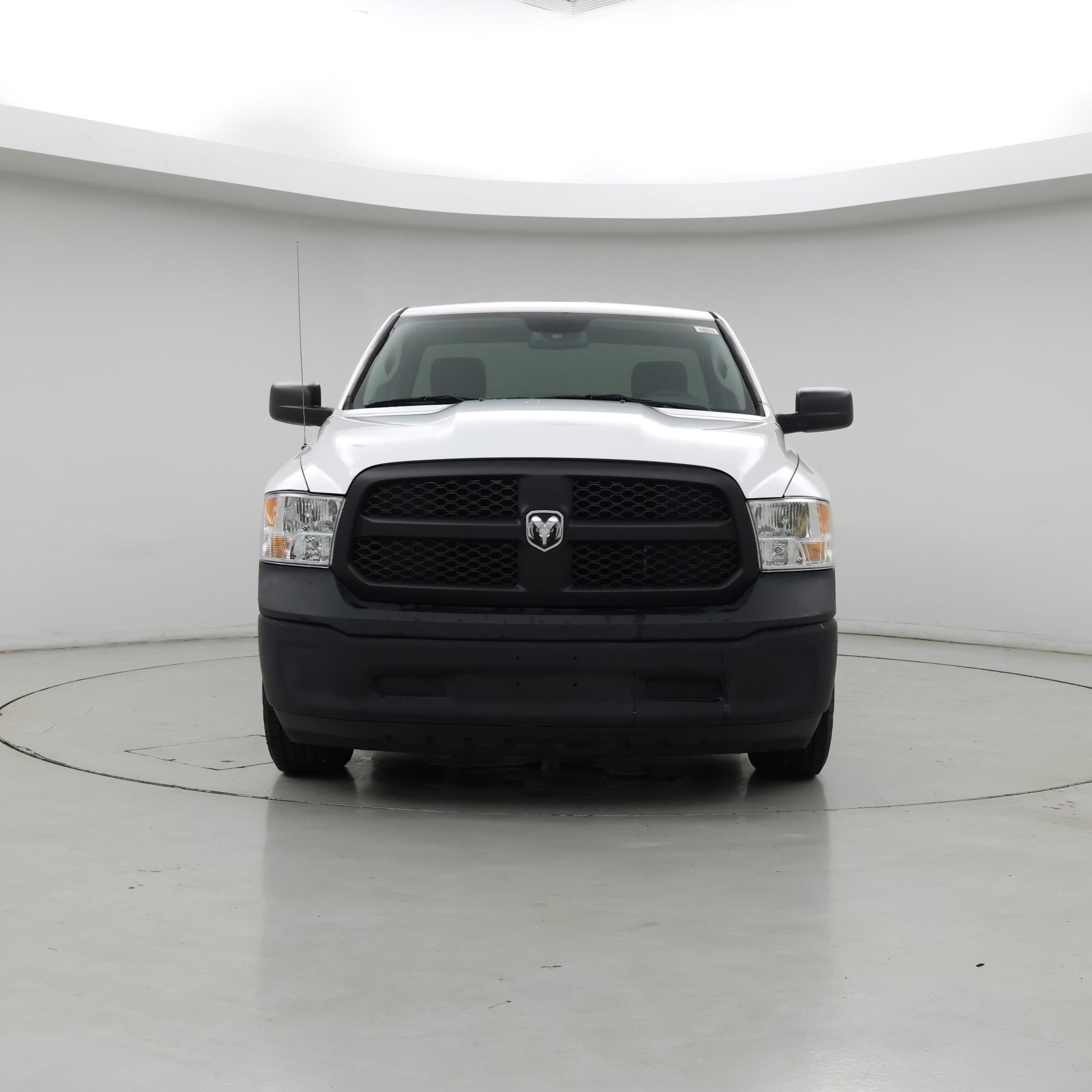 Thumbnail: 2020 RAM 1500 Classic - 5