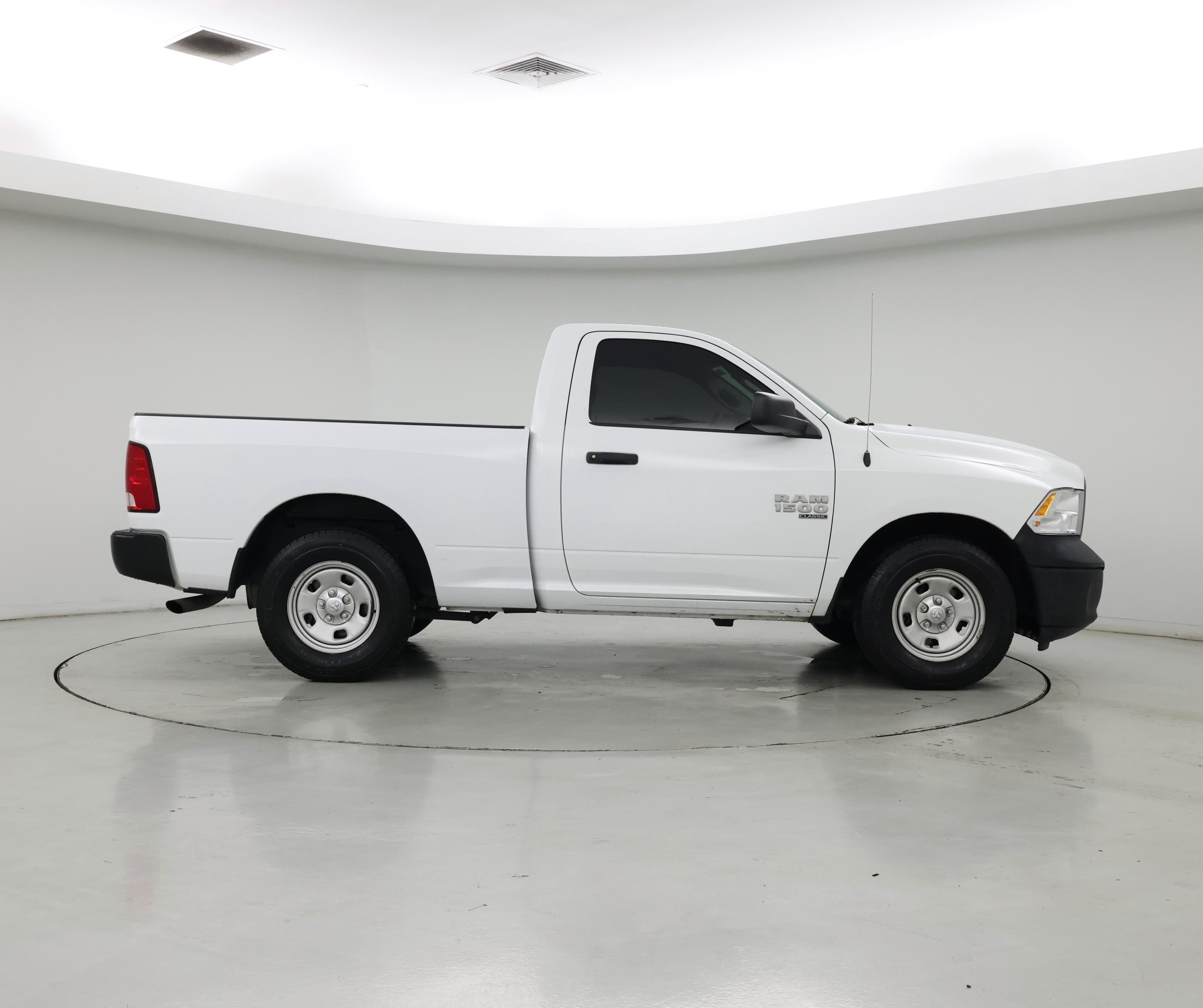 Thumbnail: 2020 RAM 1500 Classic - 7