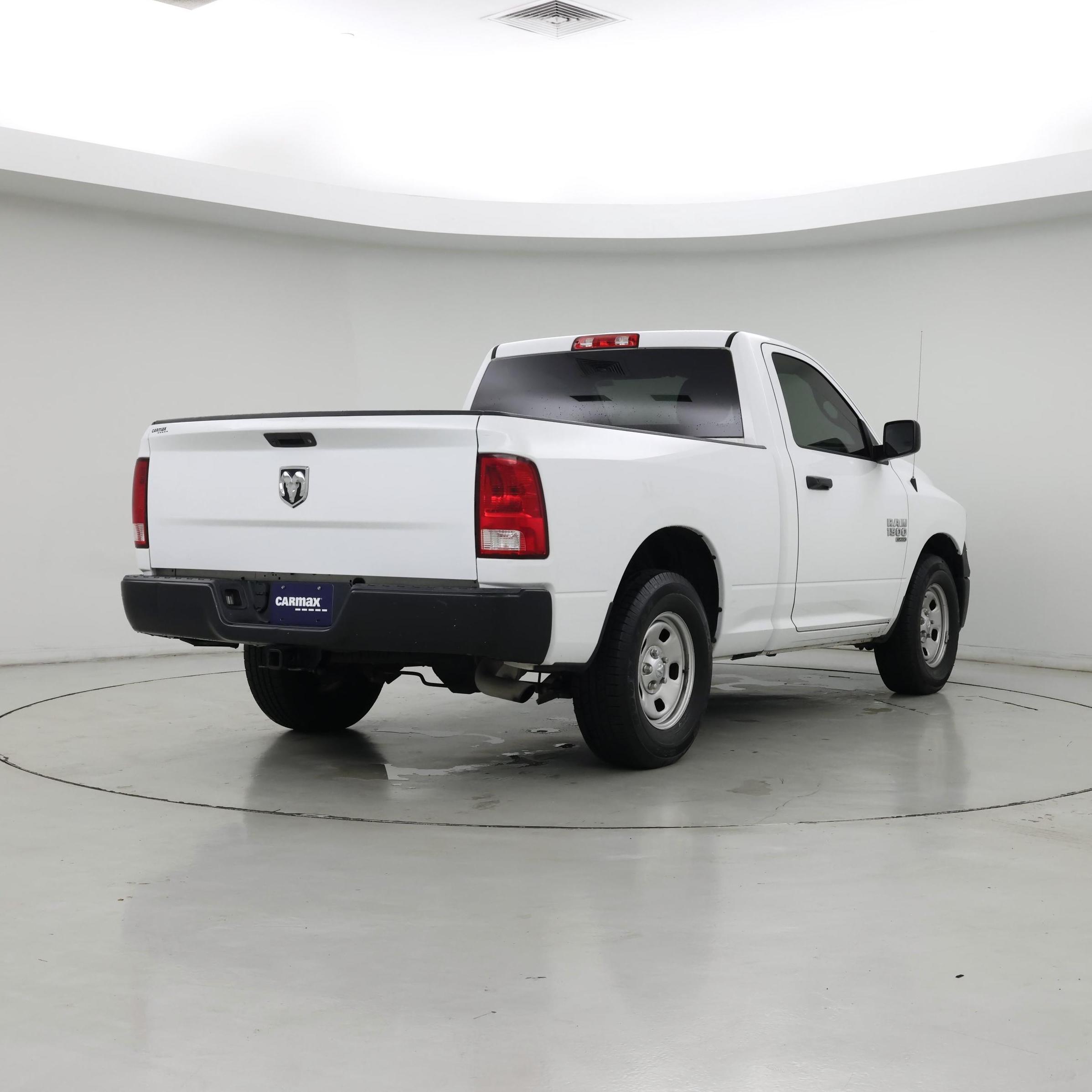 Thumbnail: 2020 RAM 1500 Classic - 8