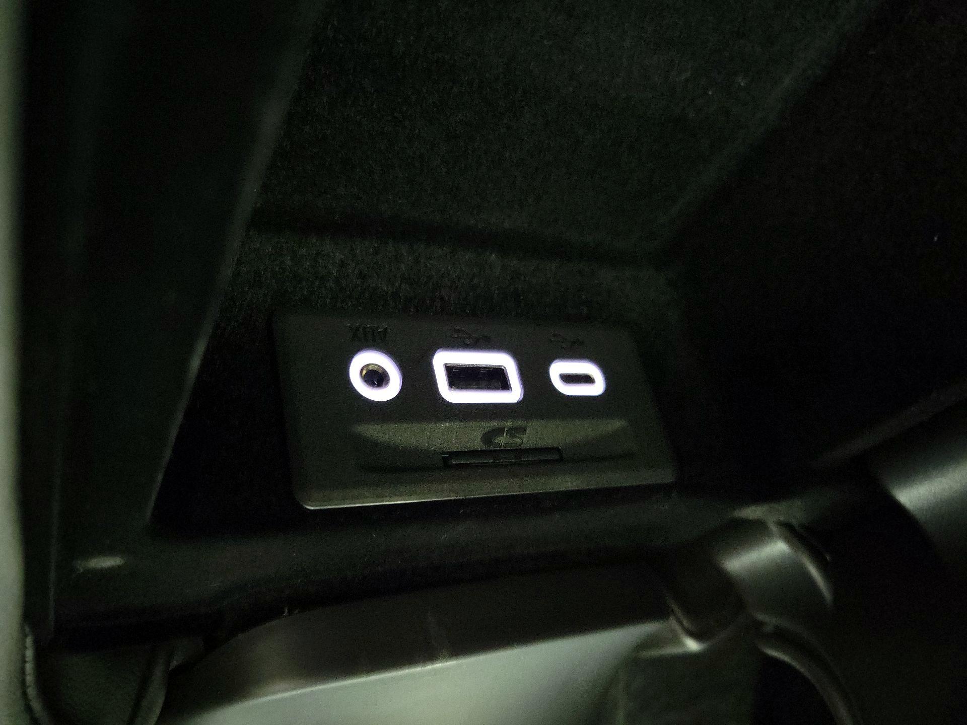 Thumbnail: 2021 Chevrolet Corvette - 19