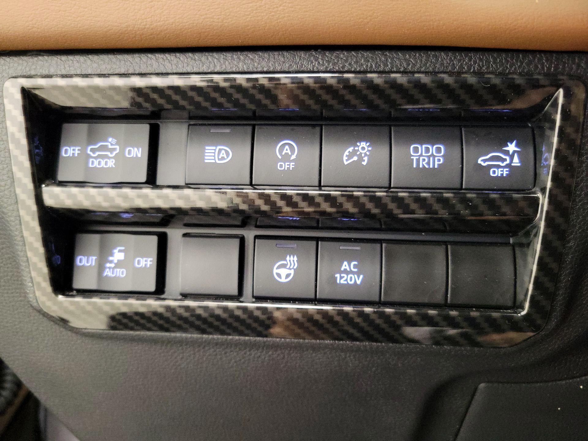 Thumbnail: 2024 Toyota Tundra - 13