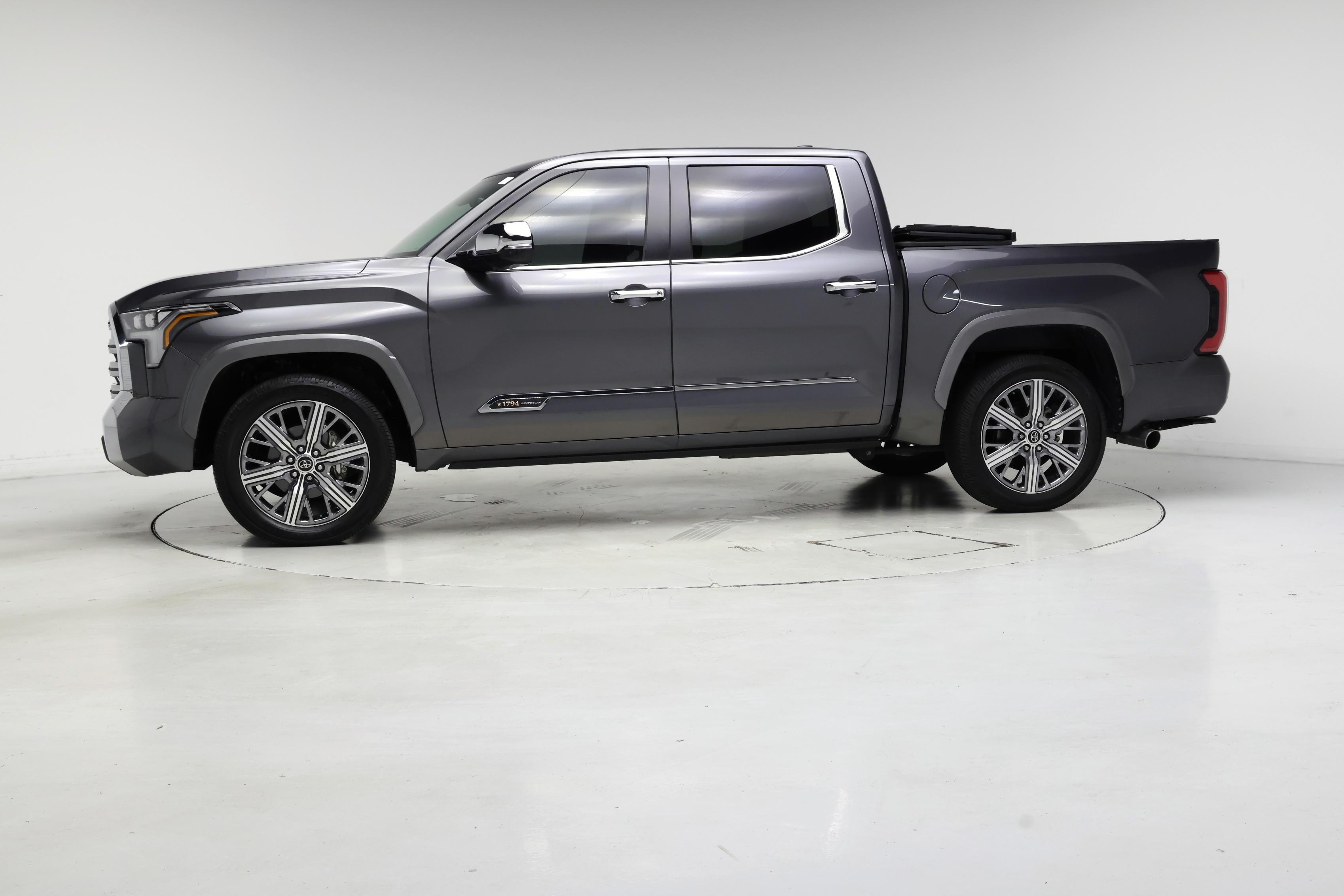 Thumbnail: 2024 Toyota Tundra - 3