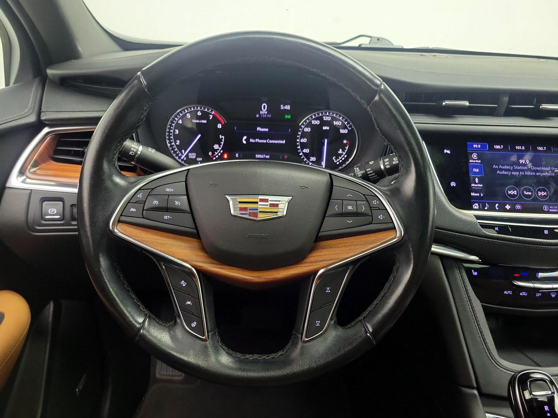 Thumbnail: 2021 Cadillac XT5 - 10