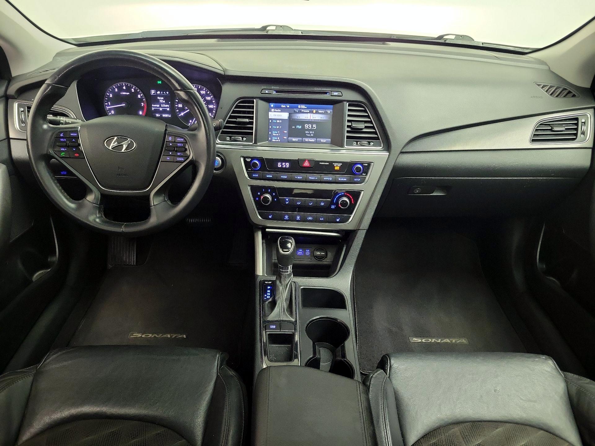 Thumbnail: 2017 Hyundai Sonata - 9