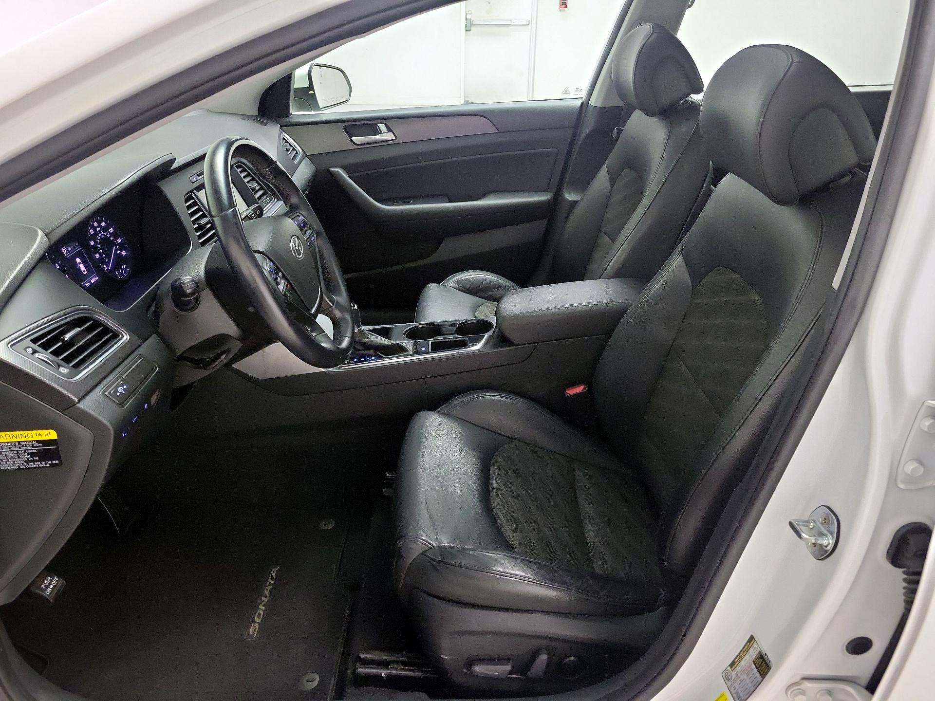 Thumbnail: 2017 Hyundai Sonata - 11