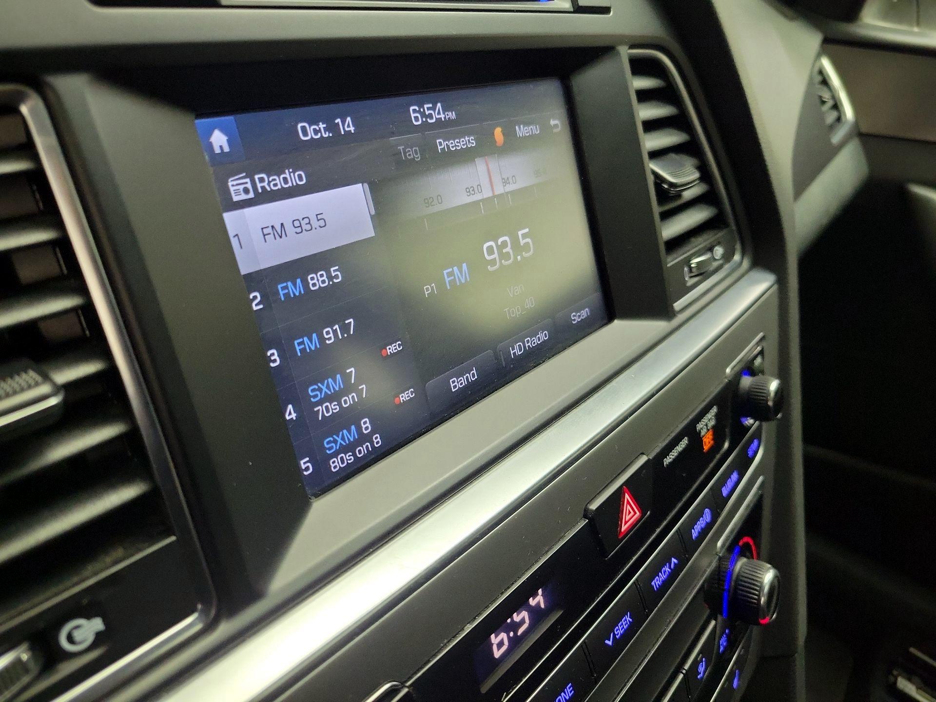 Thumbnail: 2017 Hyundai Sonata - 15