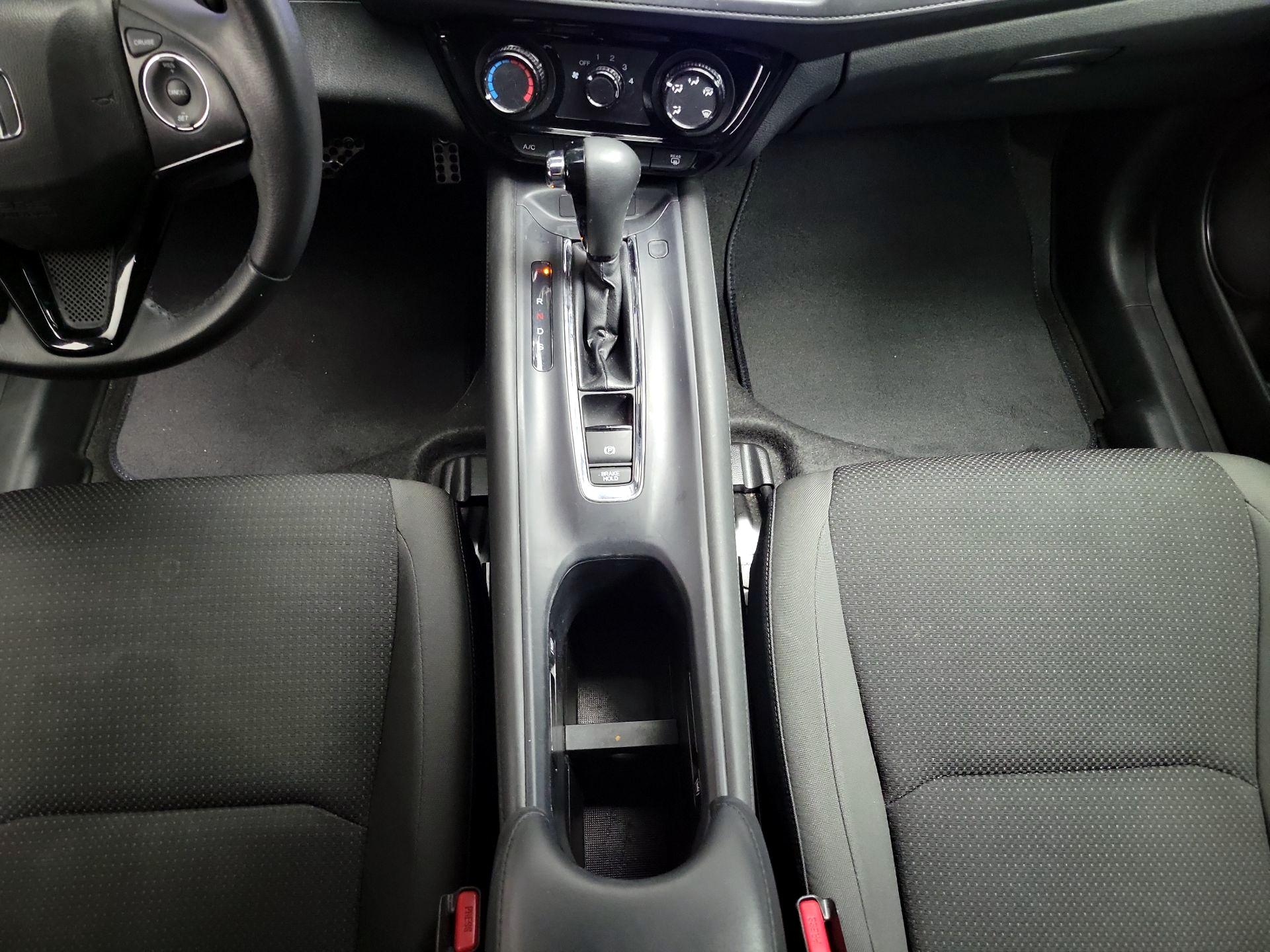 Thumbnail: 2021 Honda HR-V - 17