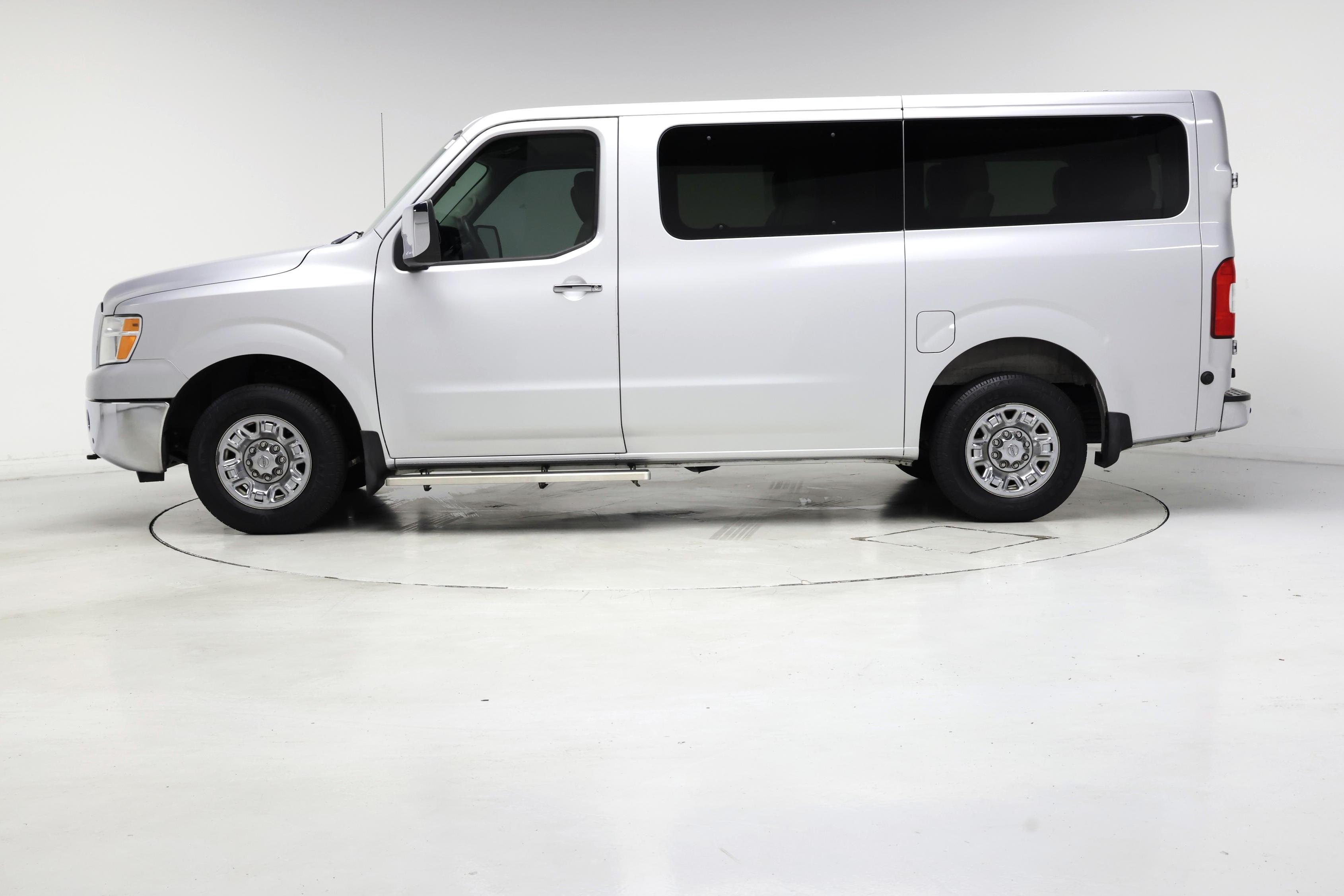 Thumbnail: 2020 Nissan NV - 3