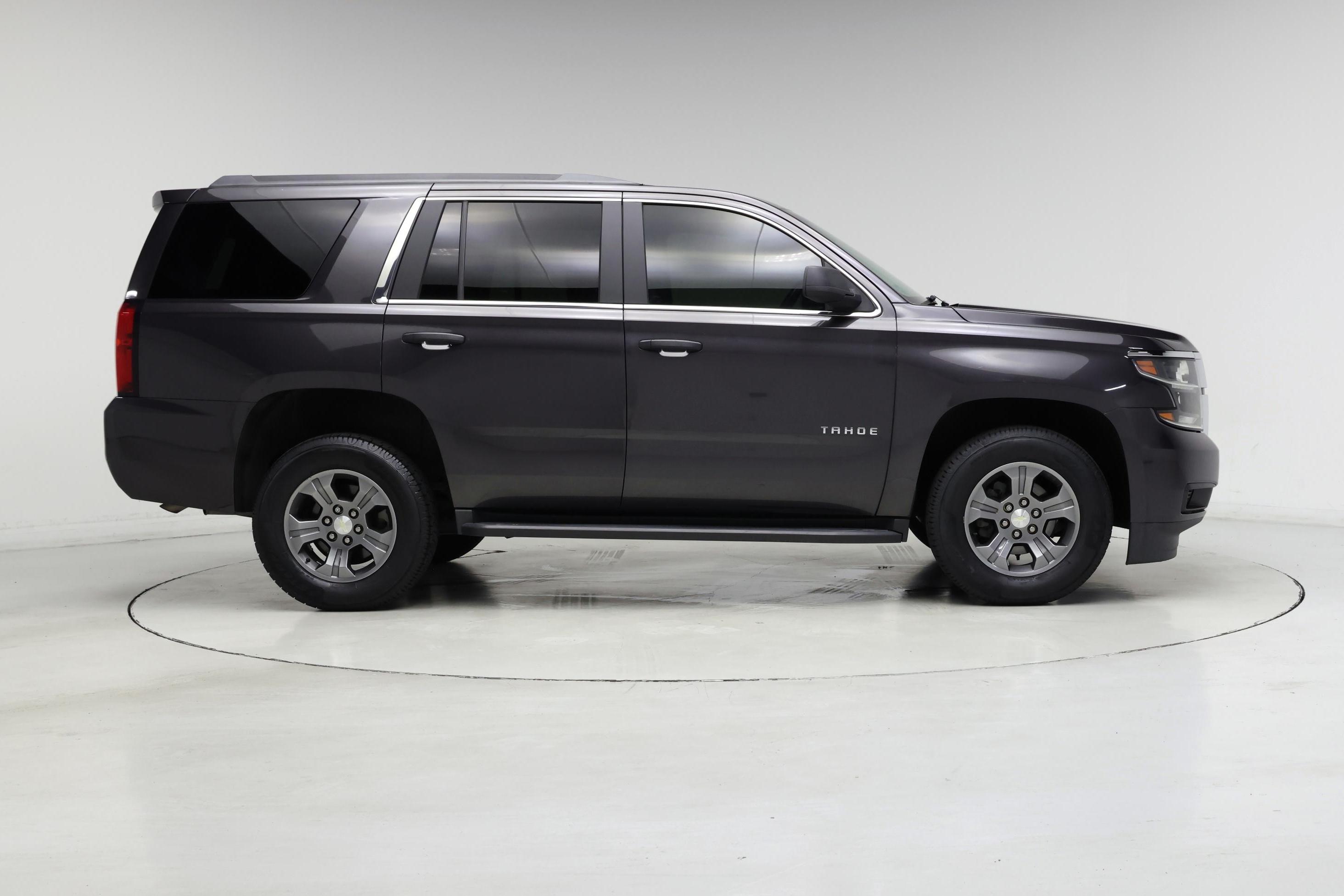 Thumbnail: 2018 Chevrolet Tahoe - 7
