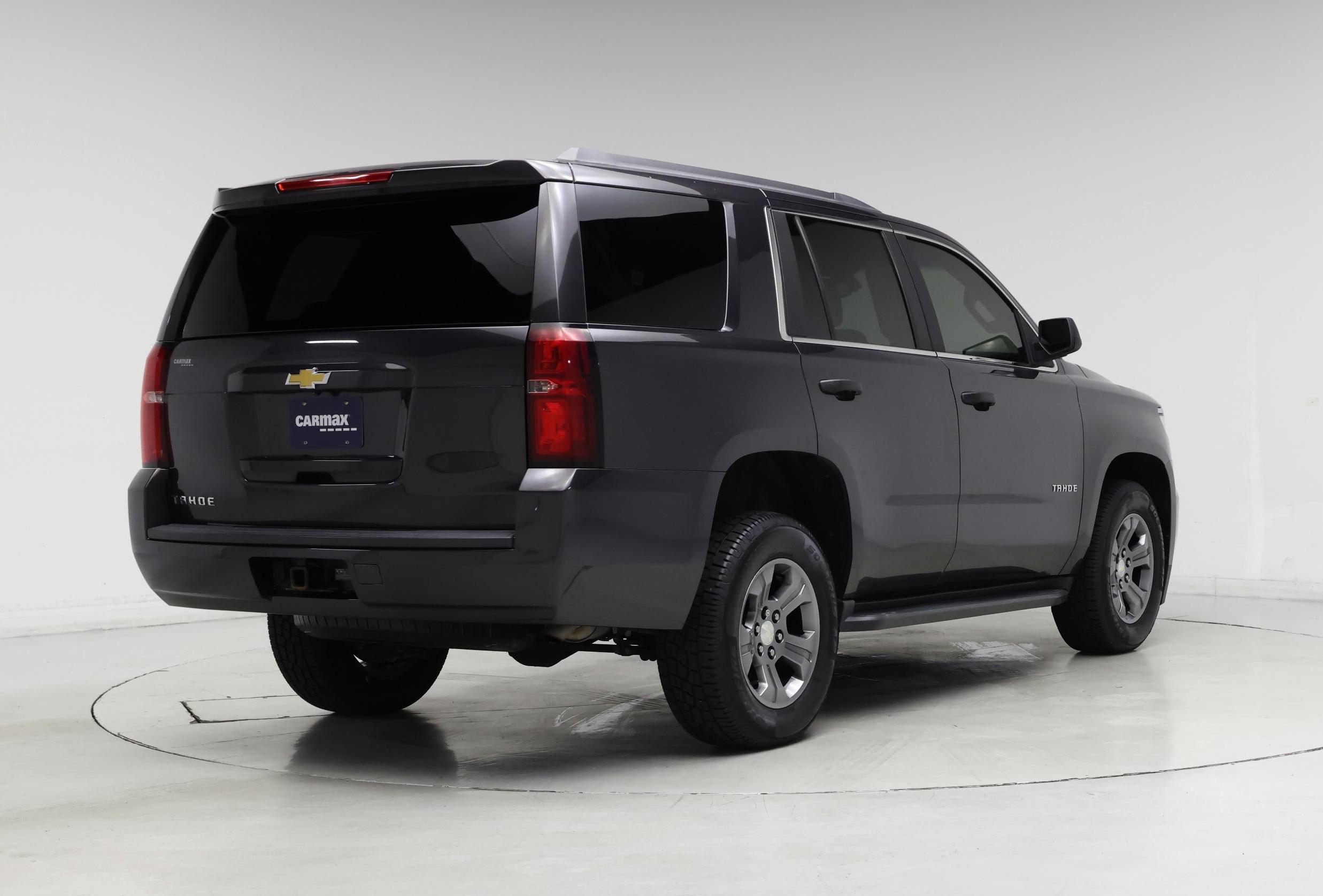 Thumbnail: 2018 Chevrolet Tahoe - 8