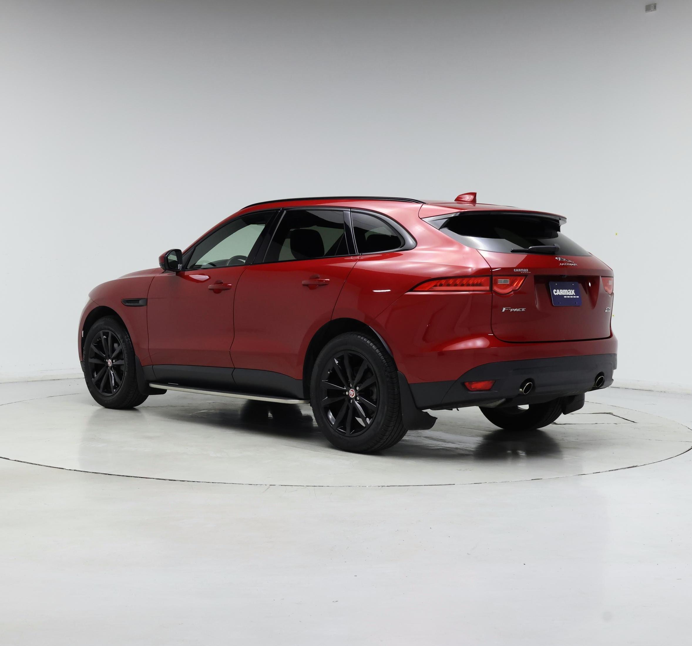 Thumbnail: 2019 Jaguar F-Pace - 2