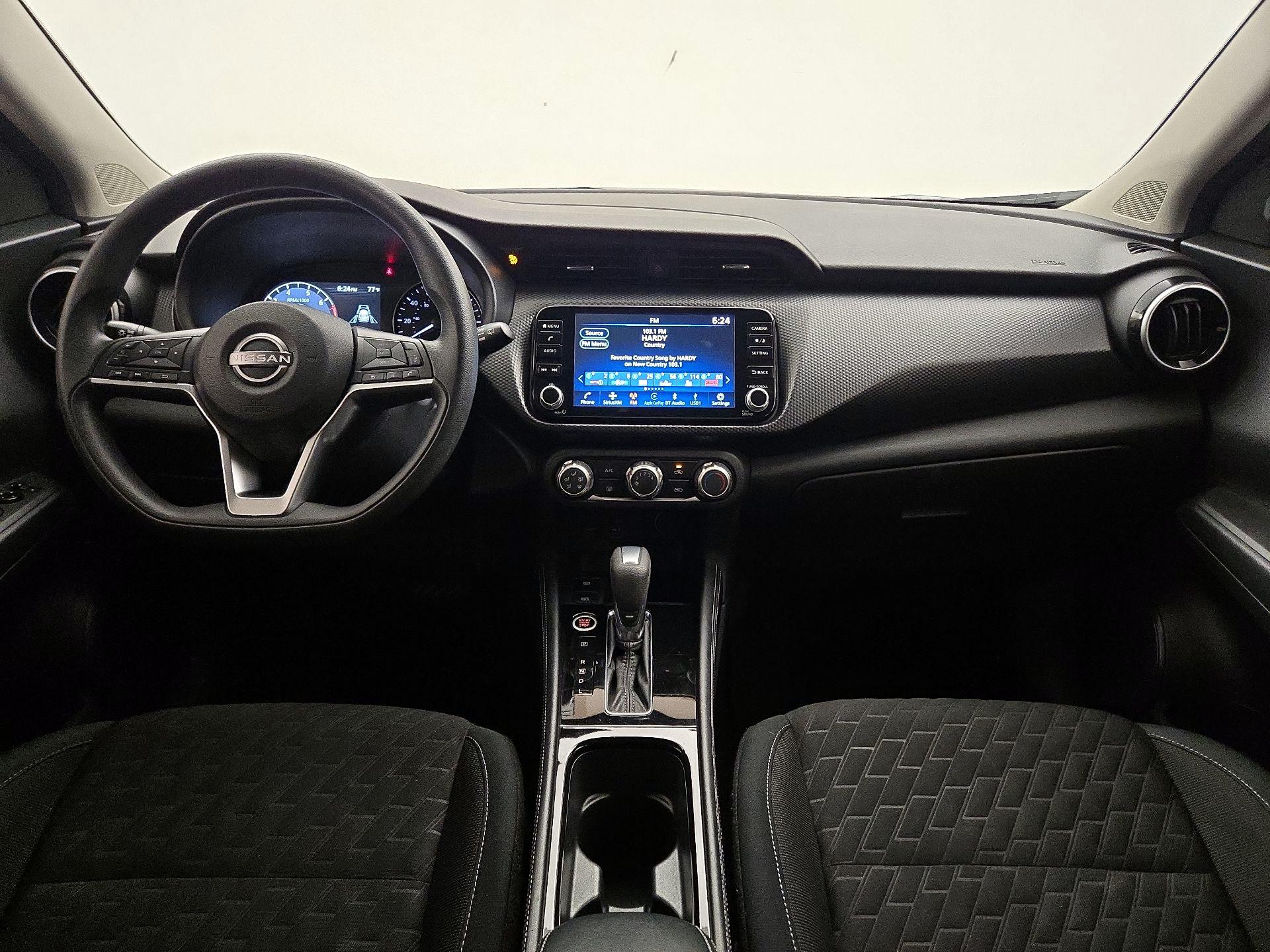 Thumbnail: 2023 Nissan Kicks - 9
