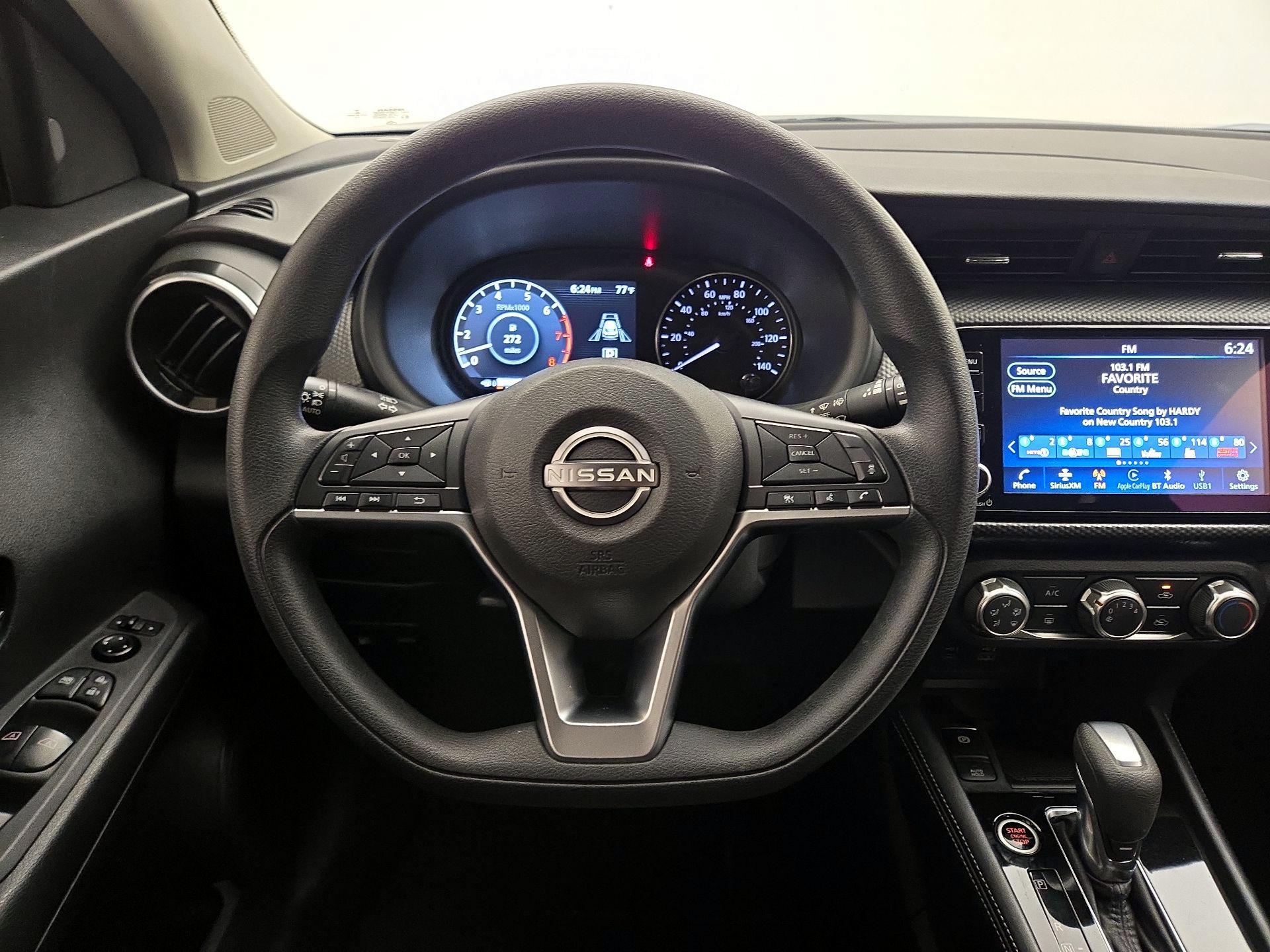 Thumbnail: 2023 Nissan Kicks - 10