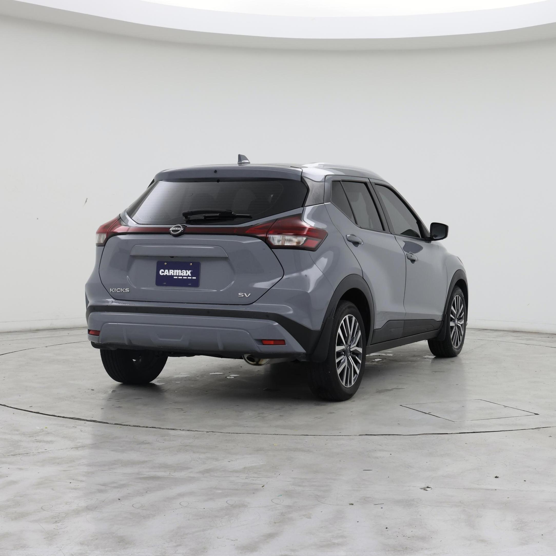 Thumbnail: 2023 Nissan Kicks - 8