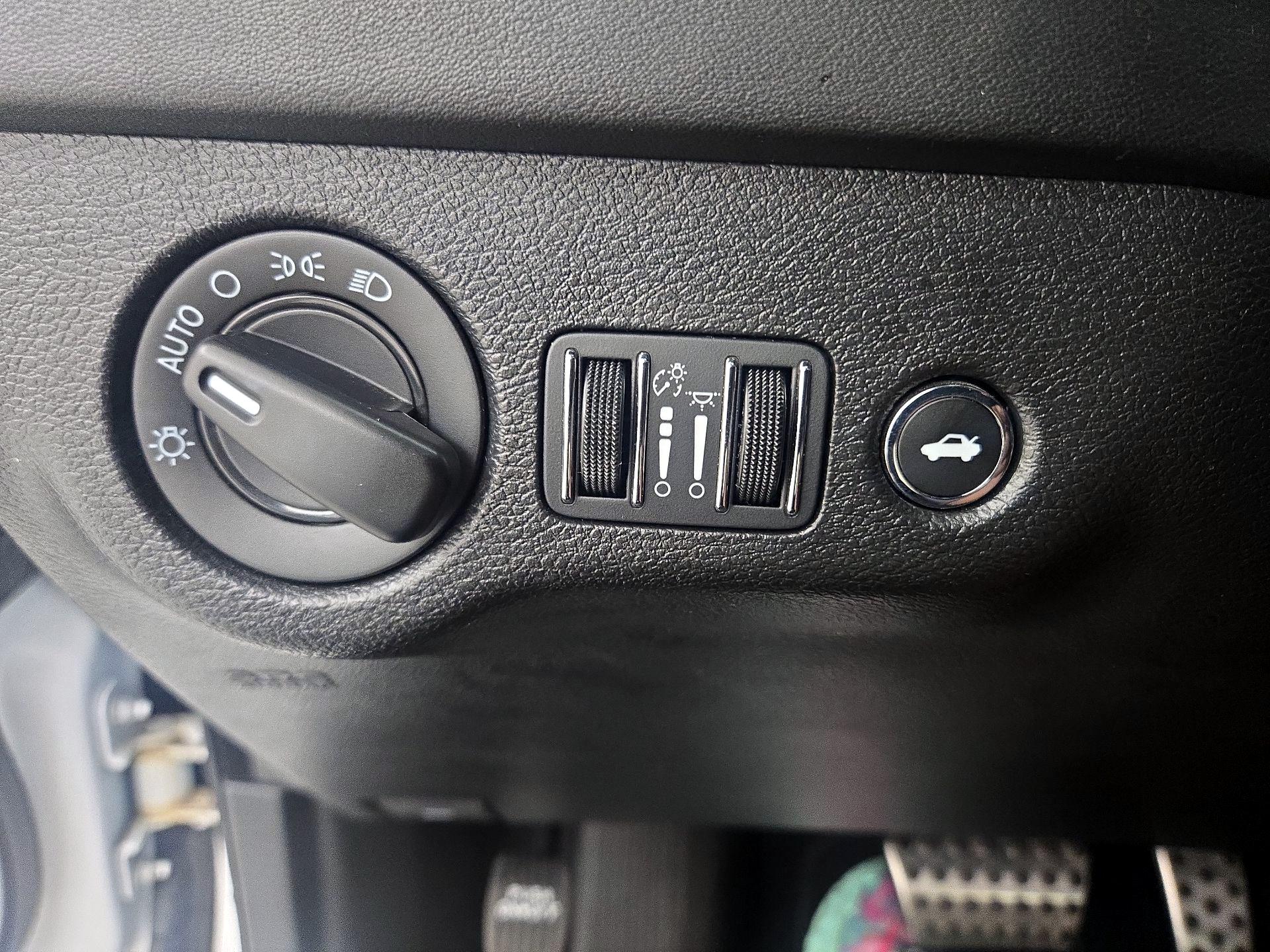 Thumbnail: 2023 Dodge Charger - 13