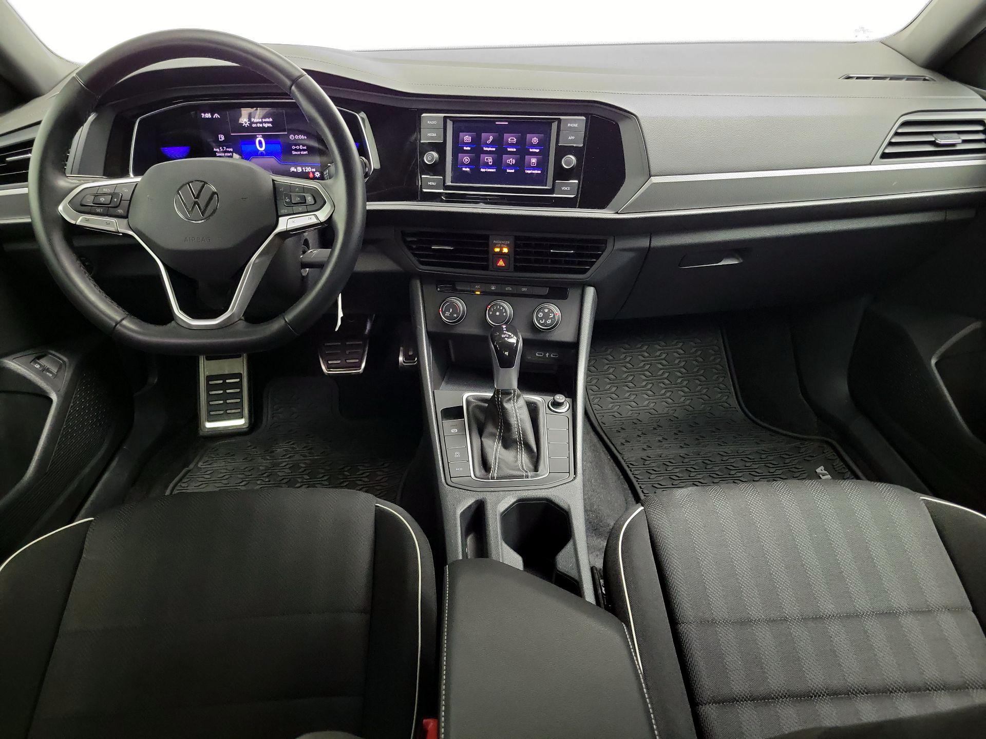 Thumbnail: 2023 Volkswagen Jetta - 9