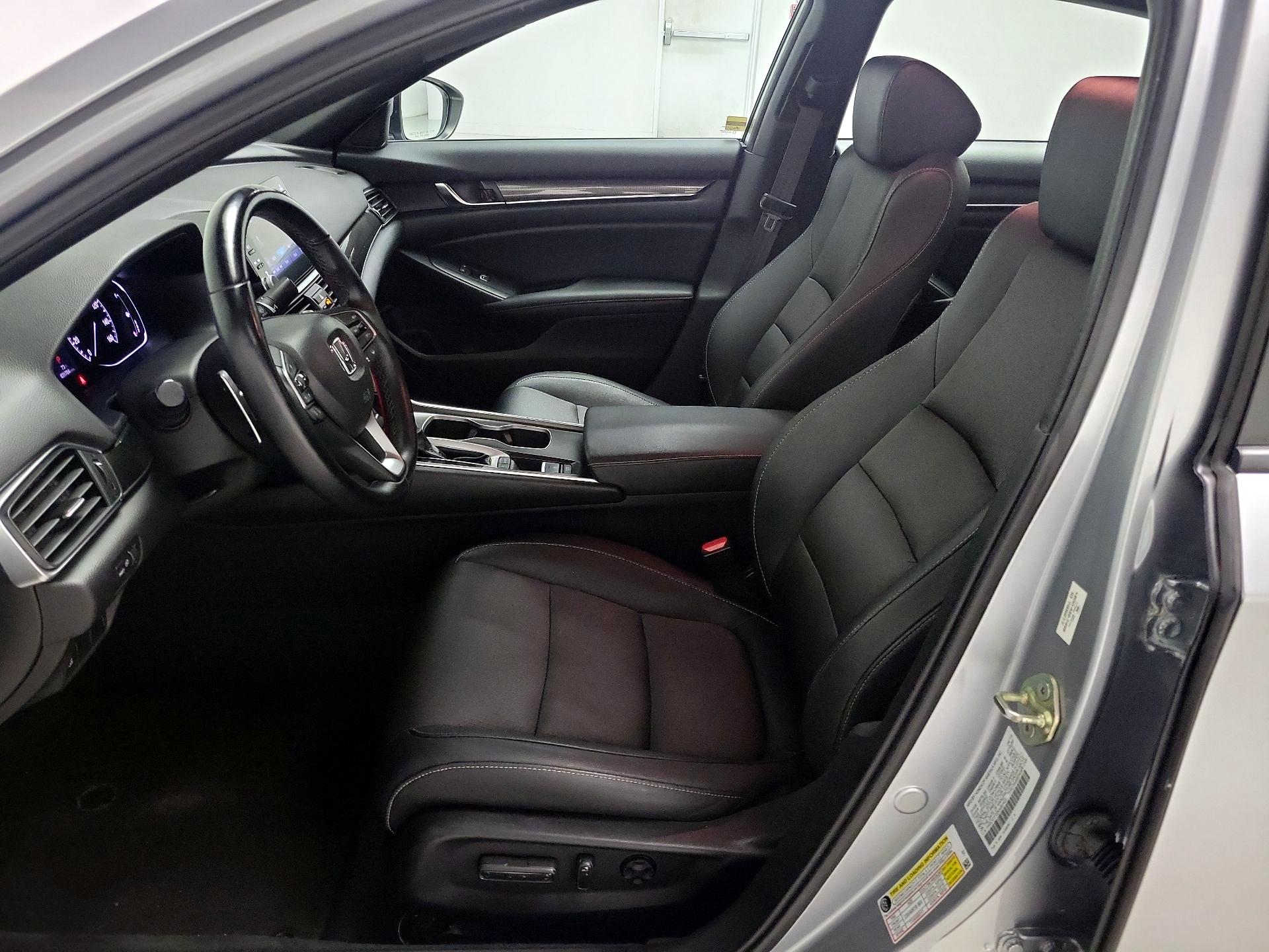 Thumbnail: 2019 Honda Accord - 11