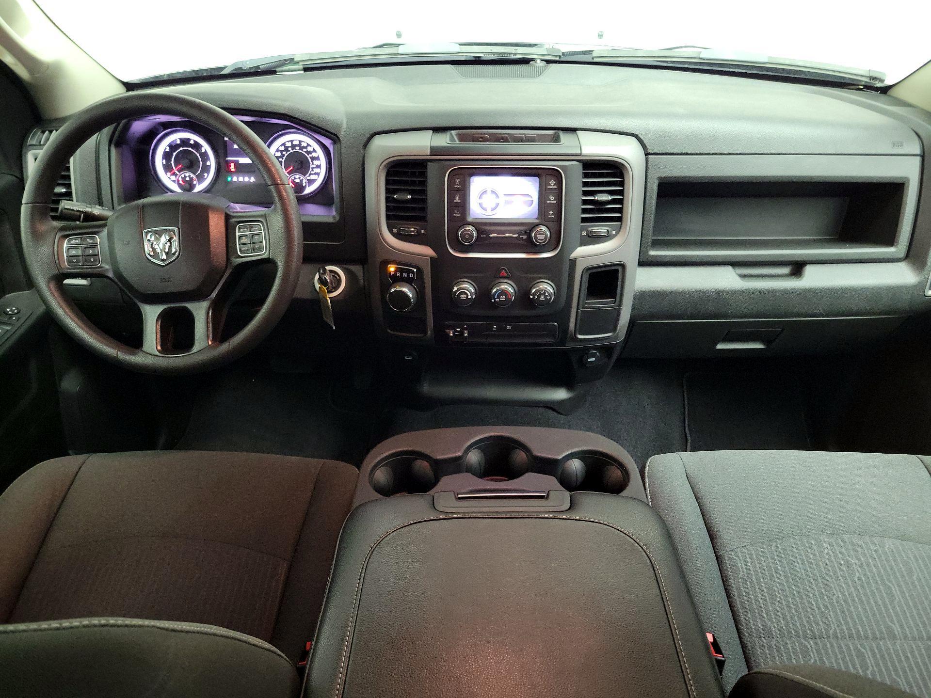 Thumbnail: 2022 RAM 1500 Classic - 9