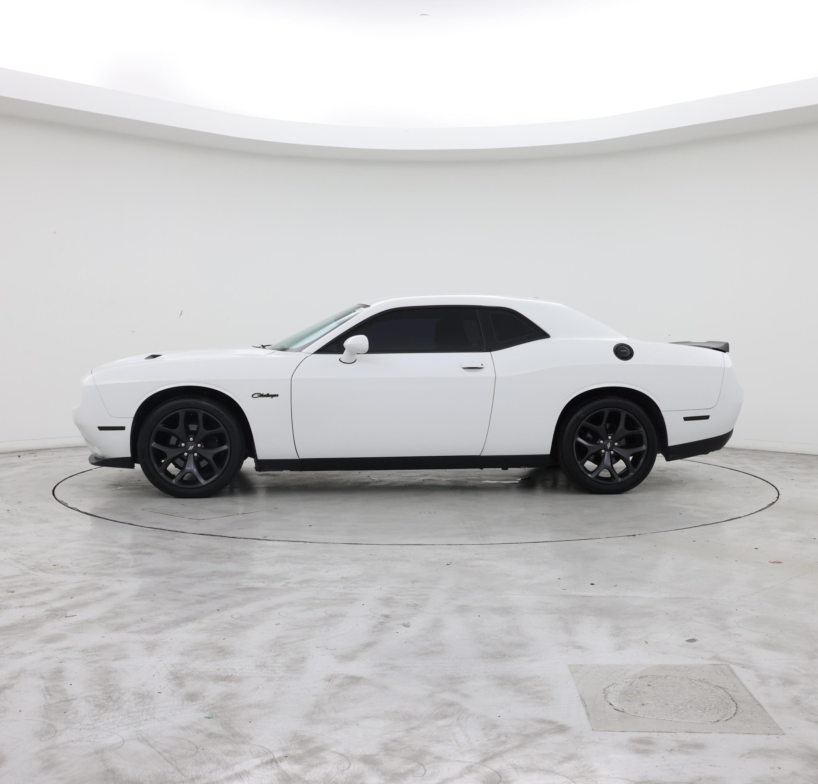 Thumbnail: 2020 Dodge Challenger - 3