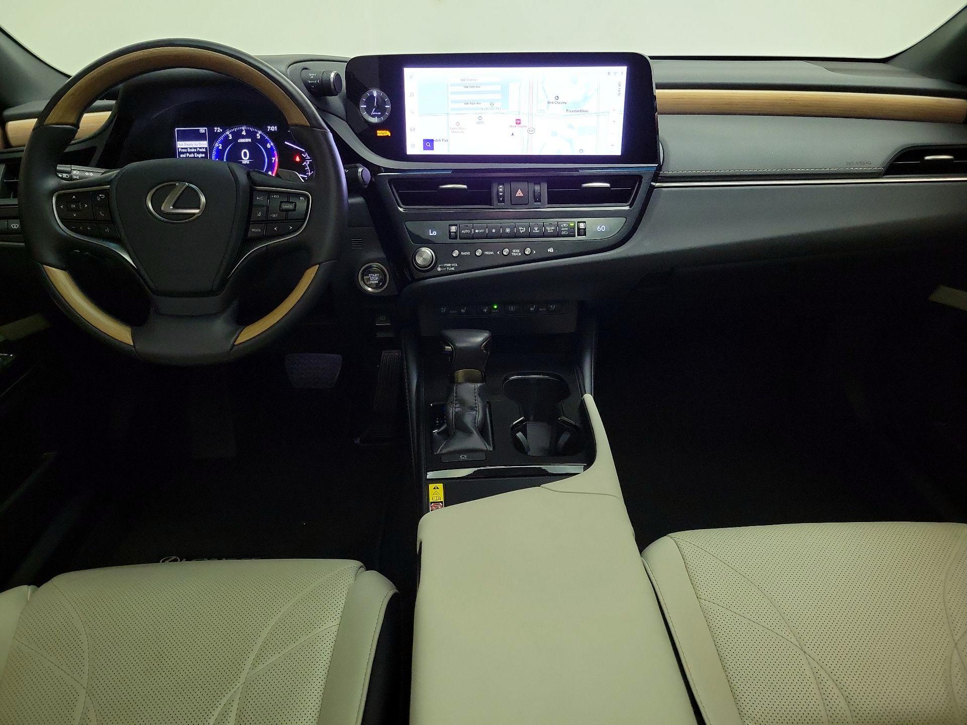 Thumbnail: 2024 Lexus ES - 9