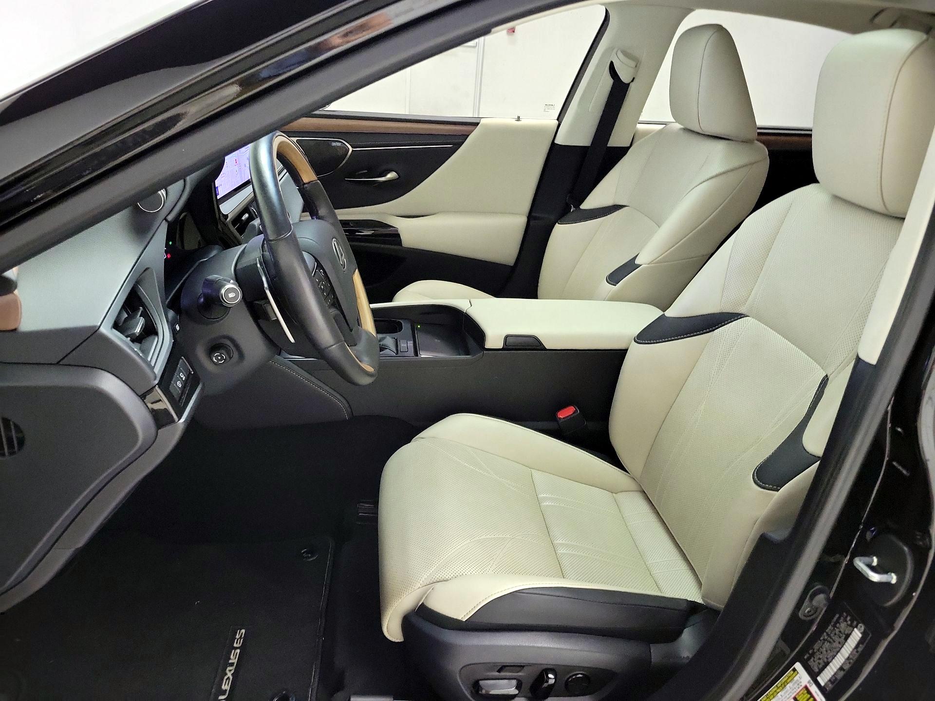 Thumbnail: 2024 Lexus ES - 11