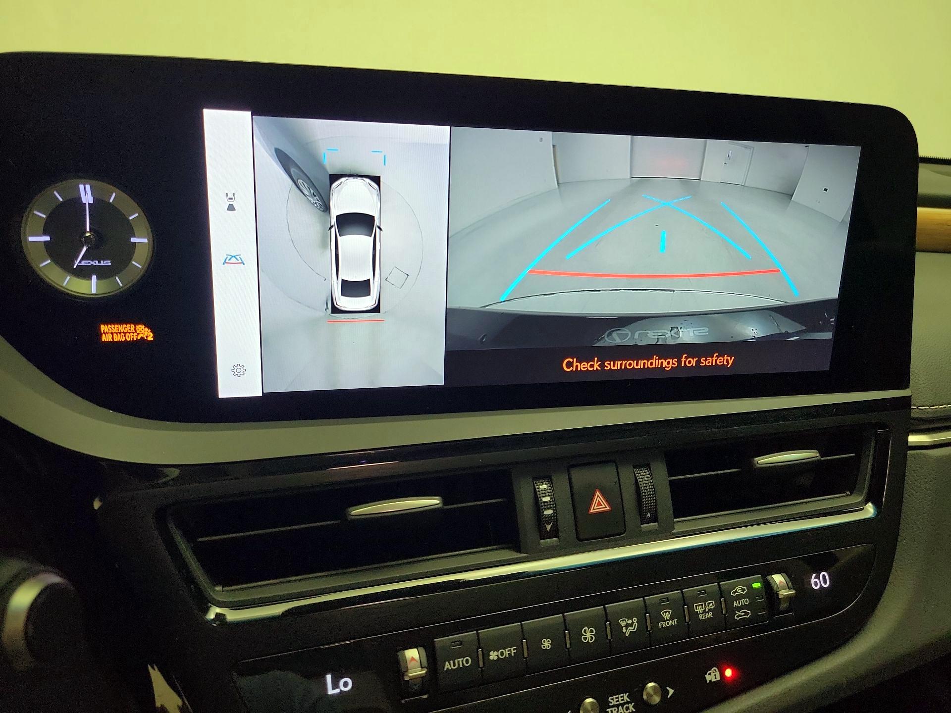 Thumbnail: 2024 Lexus ES - 16