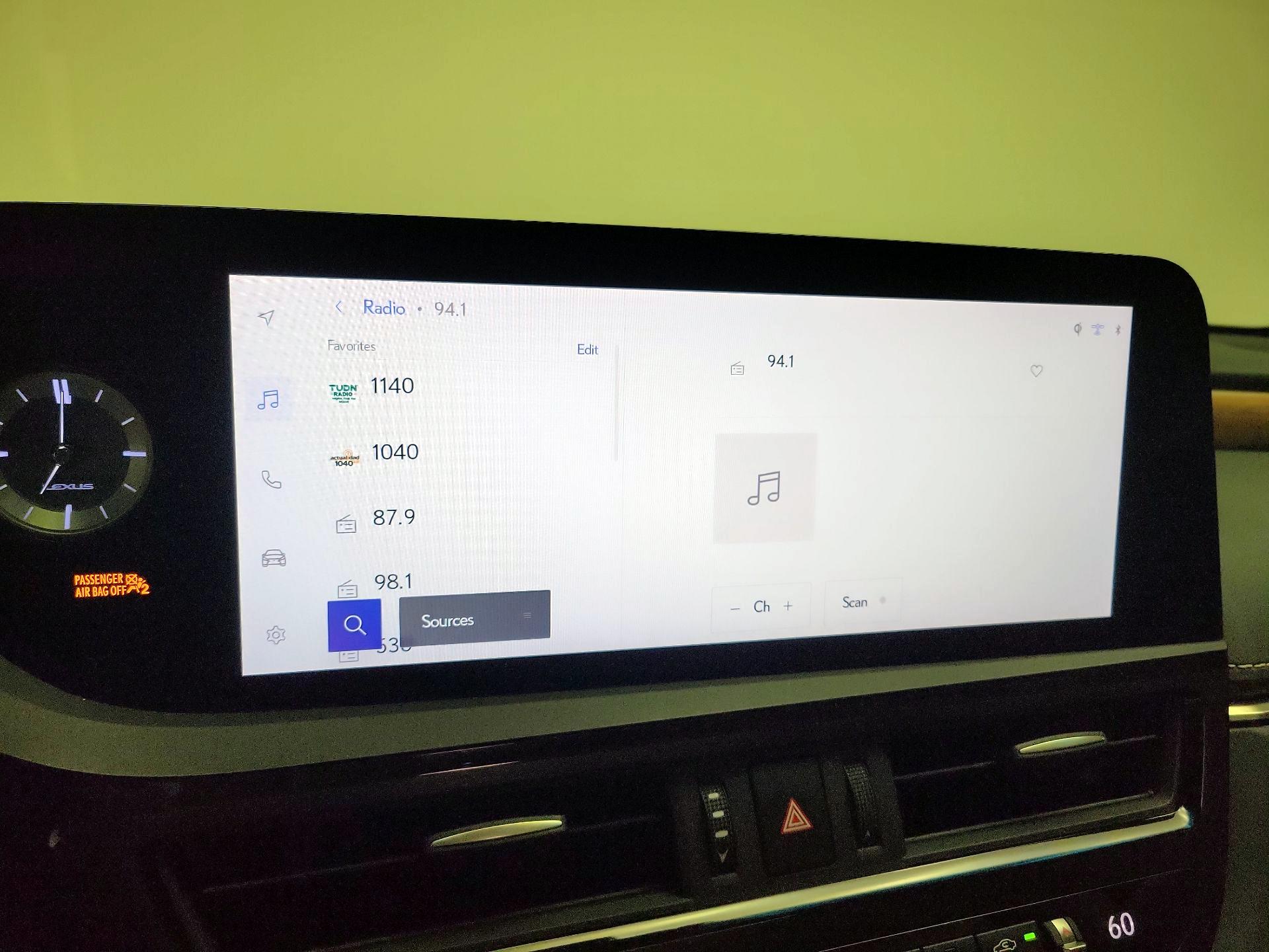 Thumbnail: 2024 Lexus ES - 17