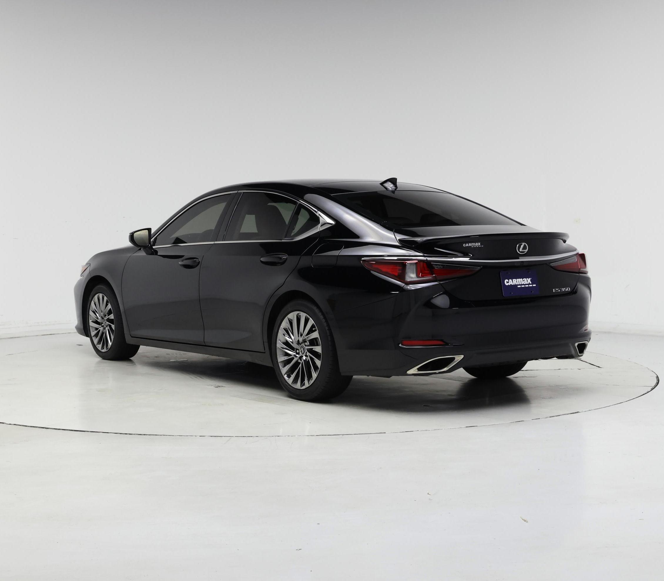 Thumbnail: 2024 Lexus ES - 2