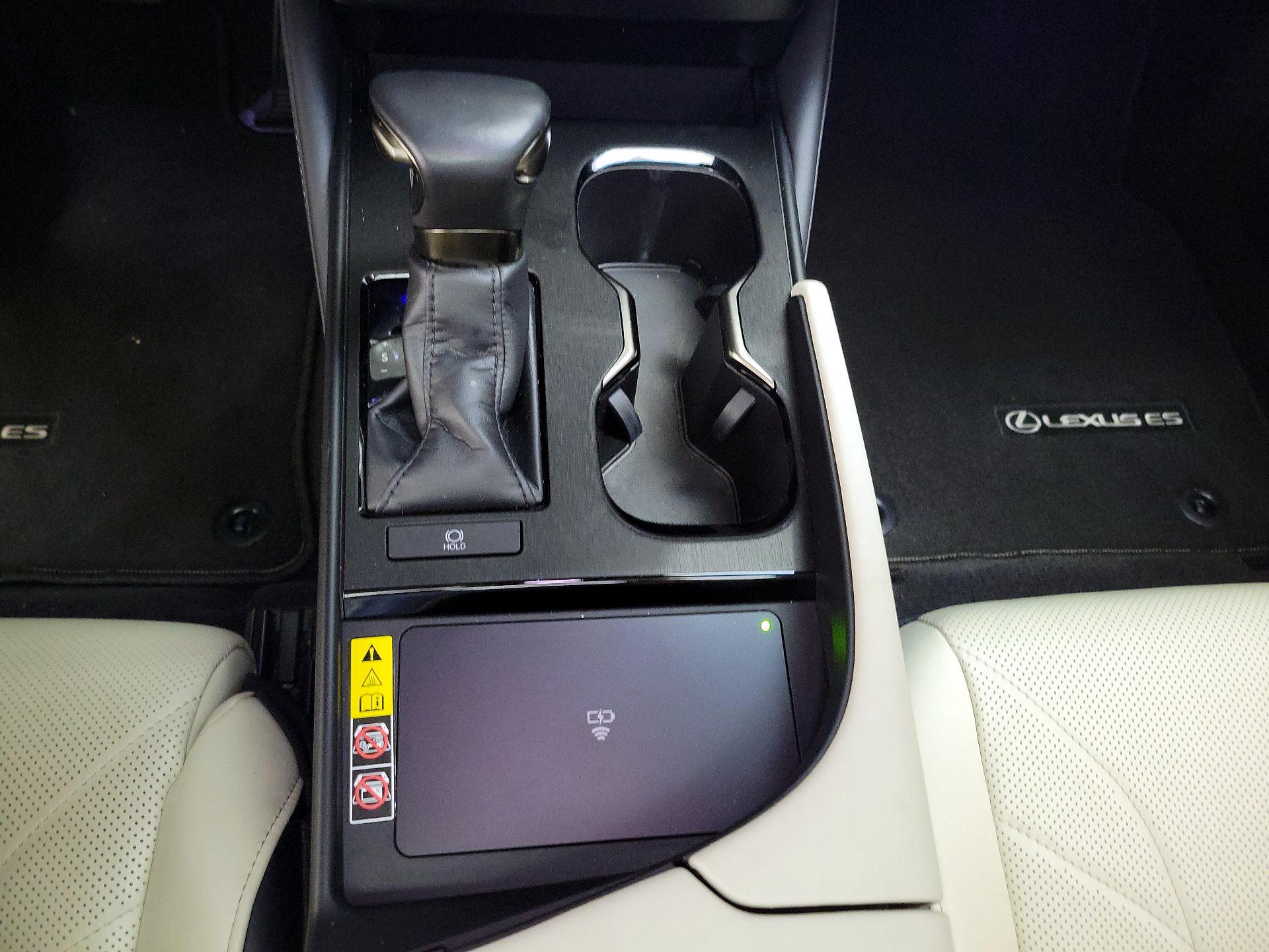 Thumbnail: 2024 Lexus ES - 19