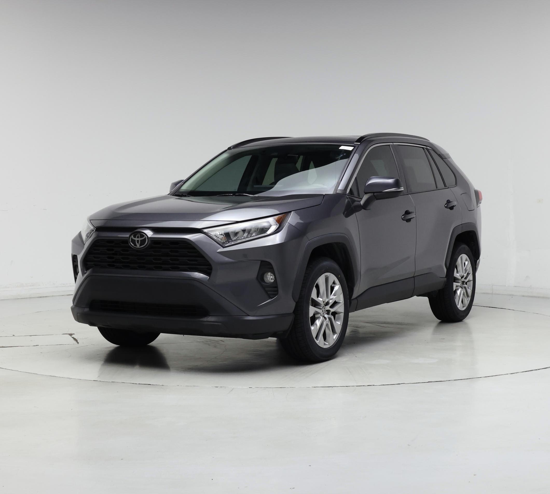 Thumbnail: 2021 Toyota RAV4 - 4