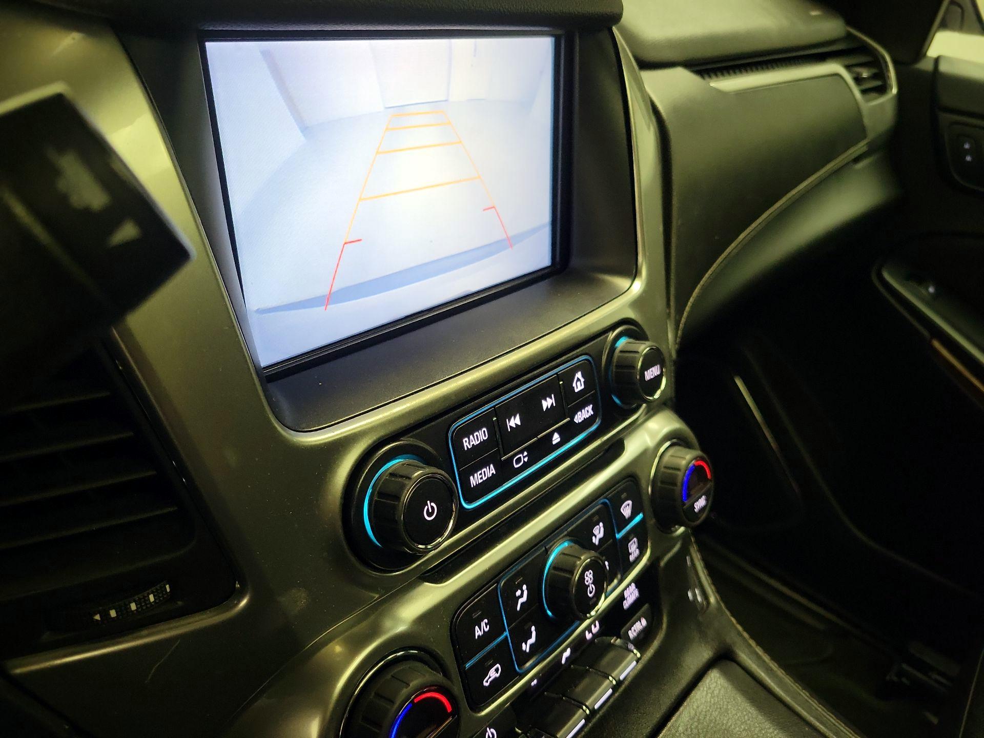 Thumbnail: 2017 Chevrolet Suburban - 14