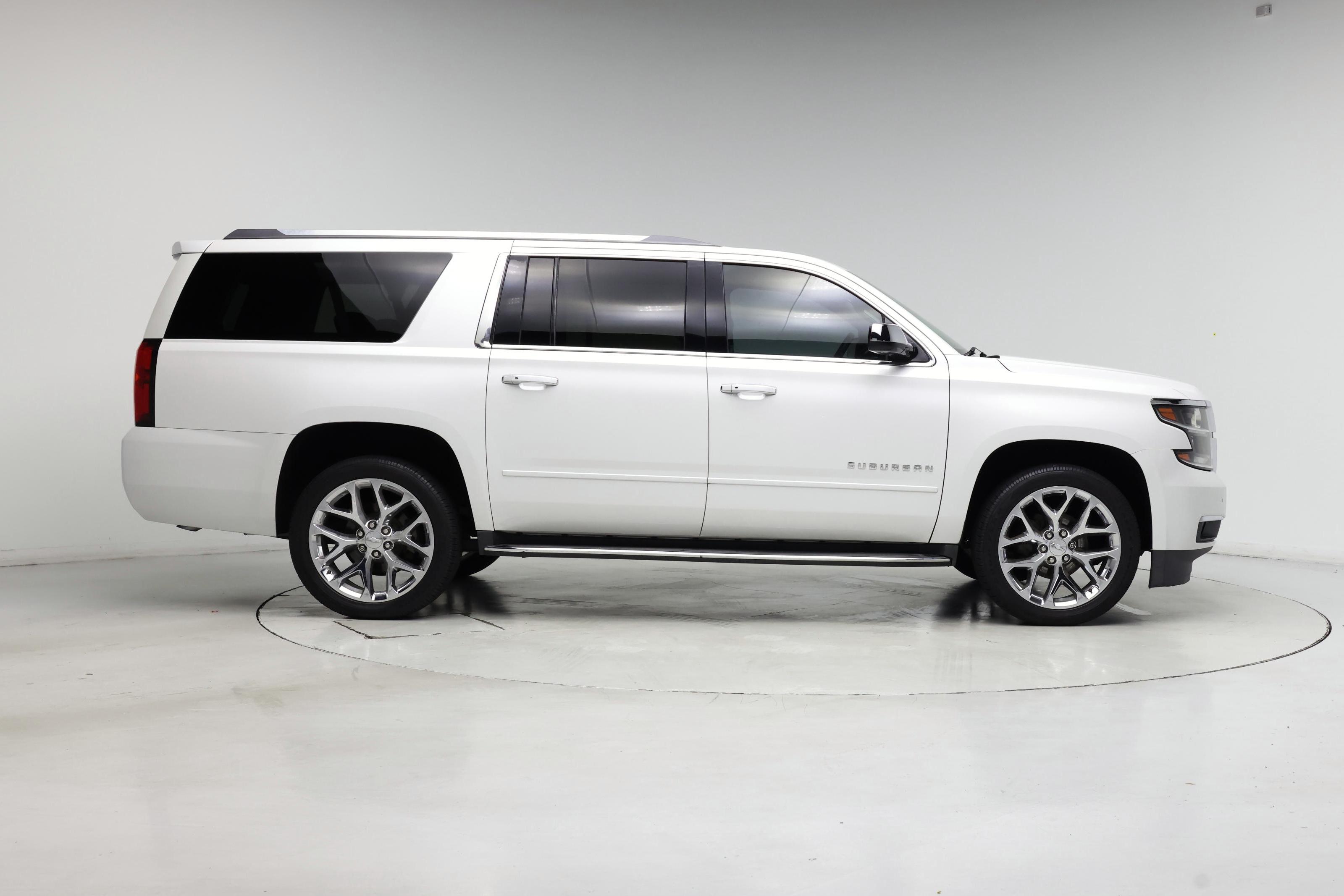 Thumbnail: 2017 Chevrolet Suburban - 7