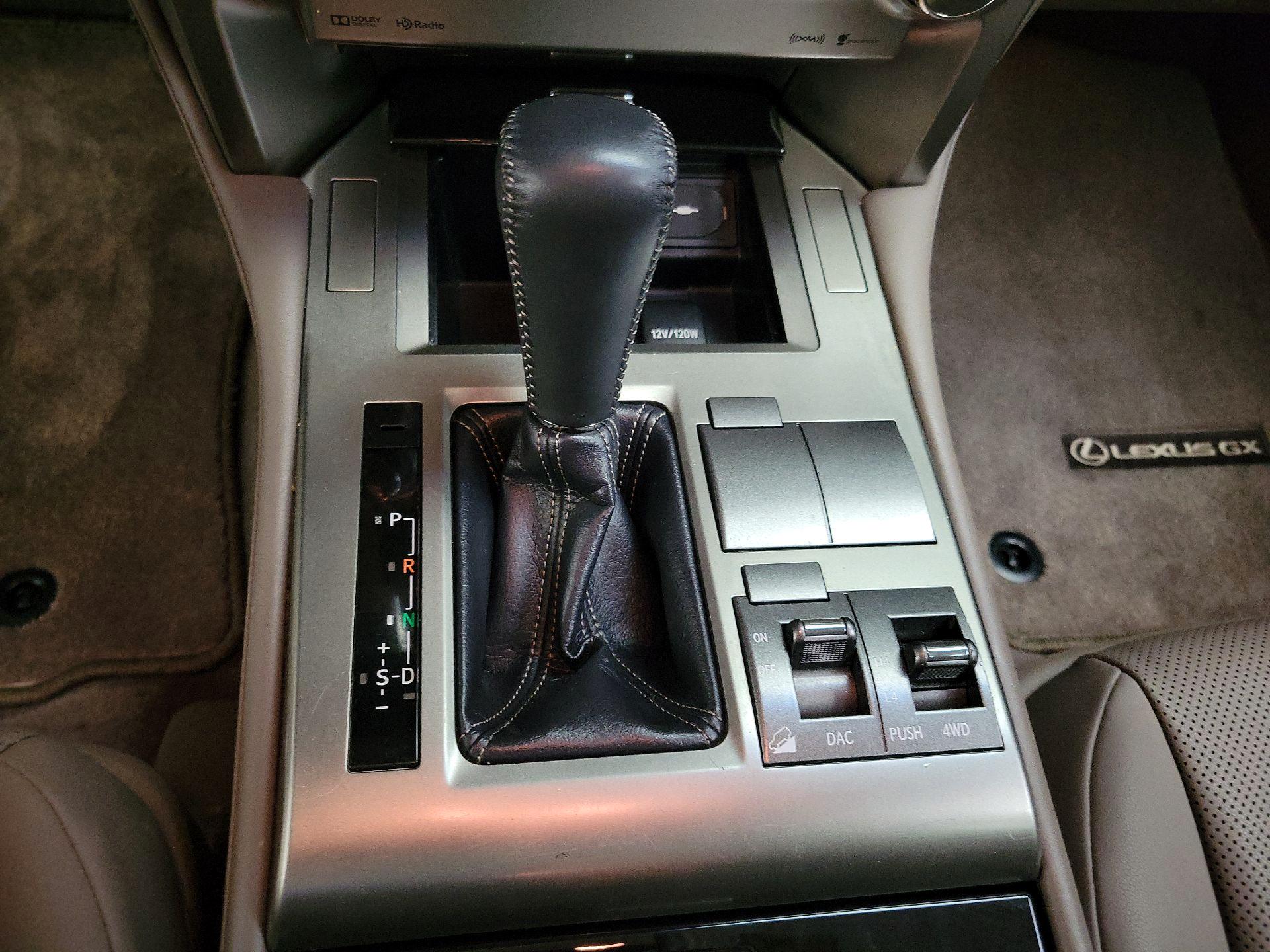 Thumbnail: 2019 Lexus GX - 18