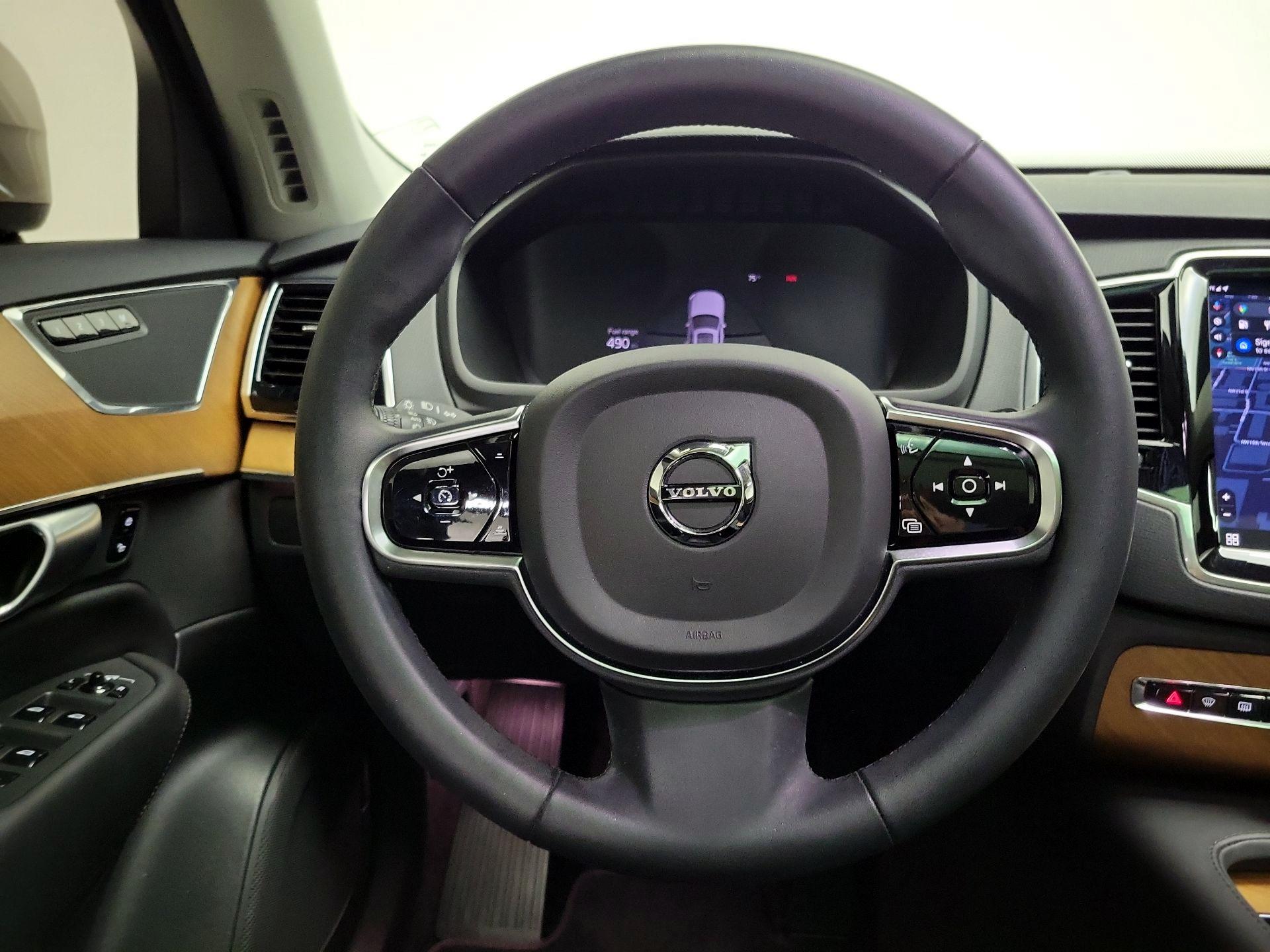 Thumbnail: 2023 Volvo XC90 - 10