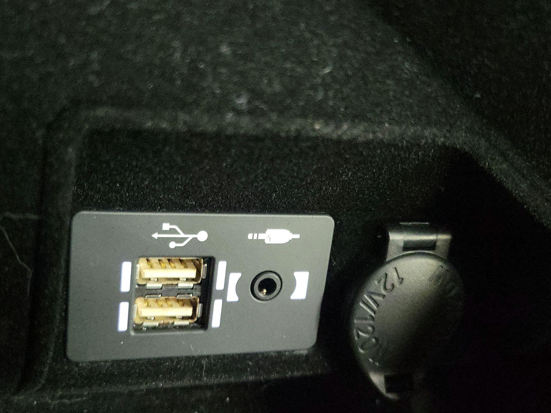 Thumbnail: 2023 Lexus IS - 18