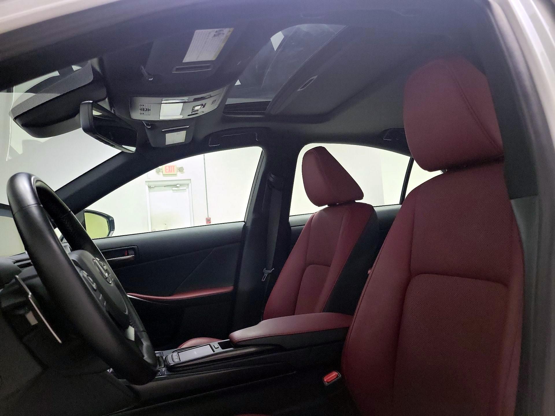 Thumbnail: 2023 Lexus IS - 19