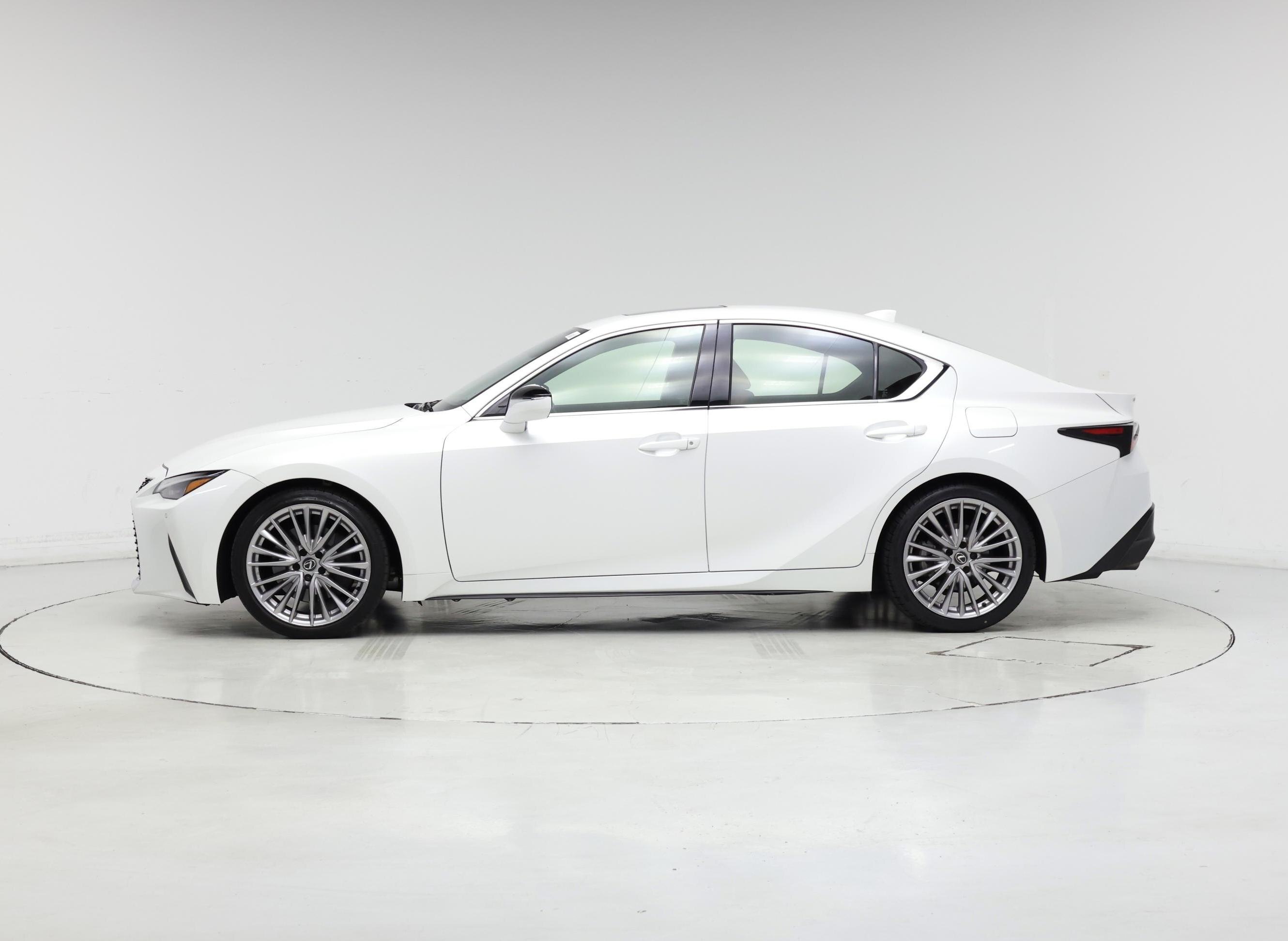 Thumbnail: 2023 Lexus IS - 3