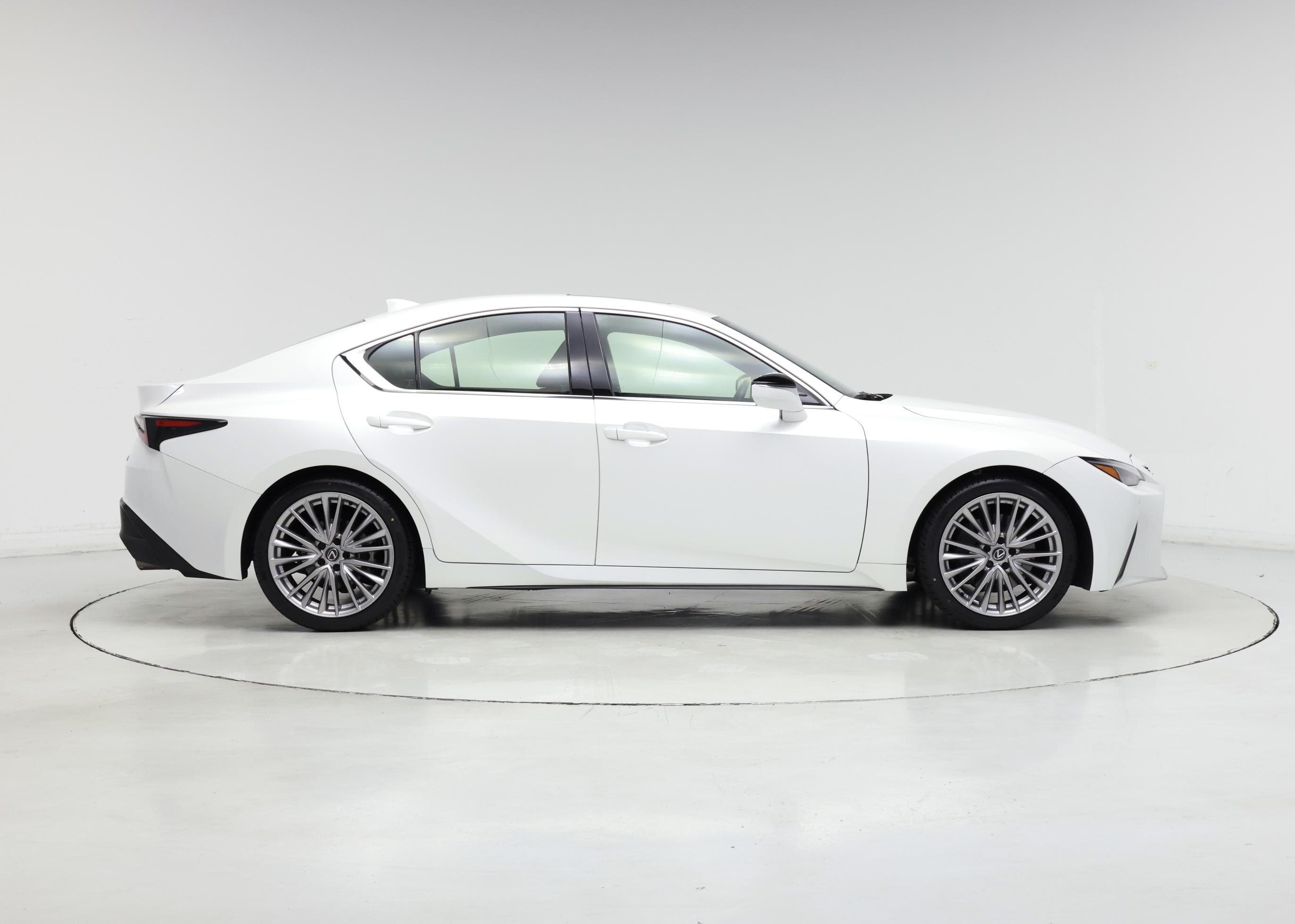 Thumbnail: 2023 Lexus IS - 7