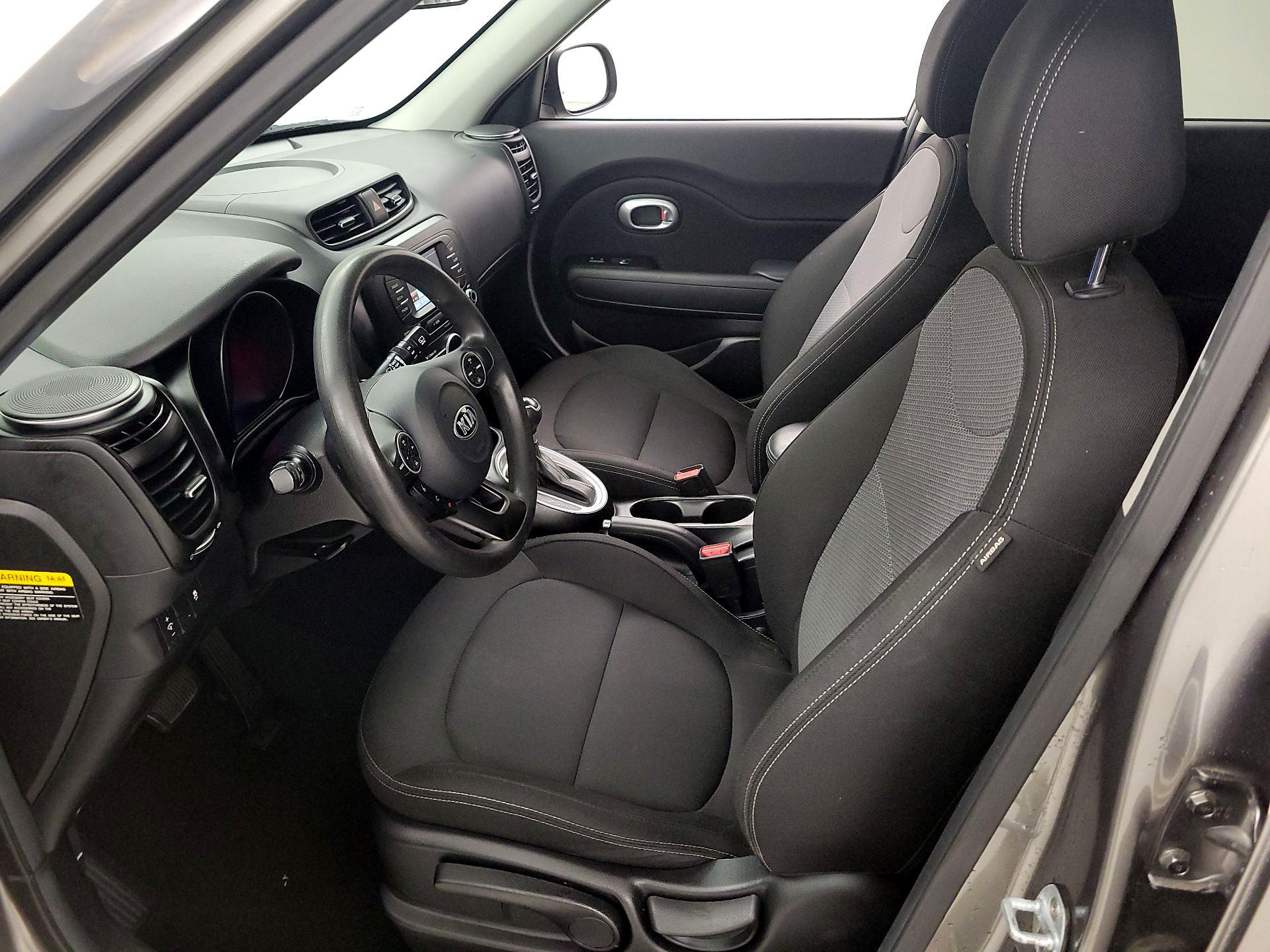Thumbnail: 2017 Kia Soul - 11