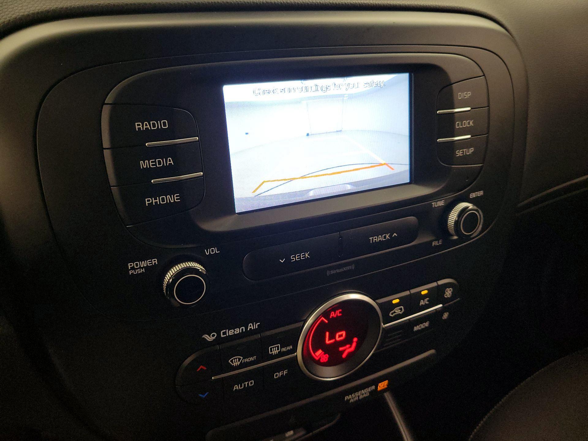 Thumbnail: 2017 Kia Soul - 14