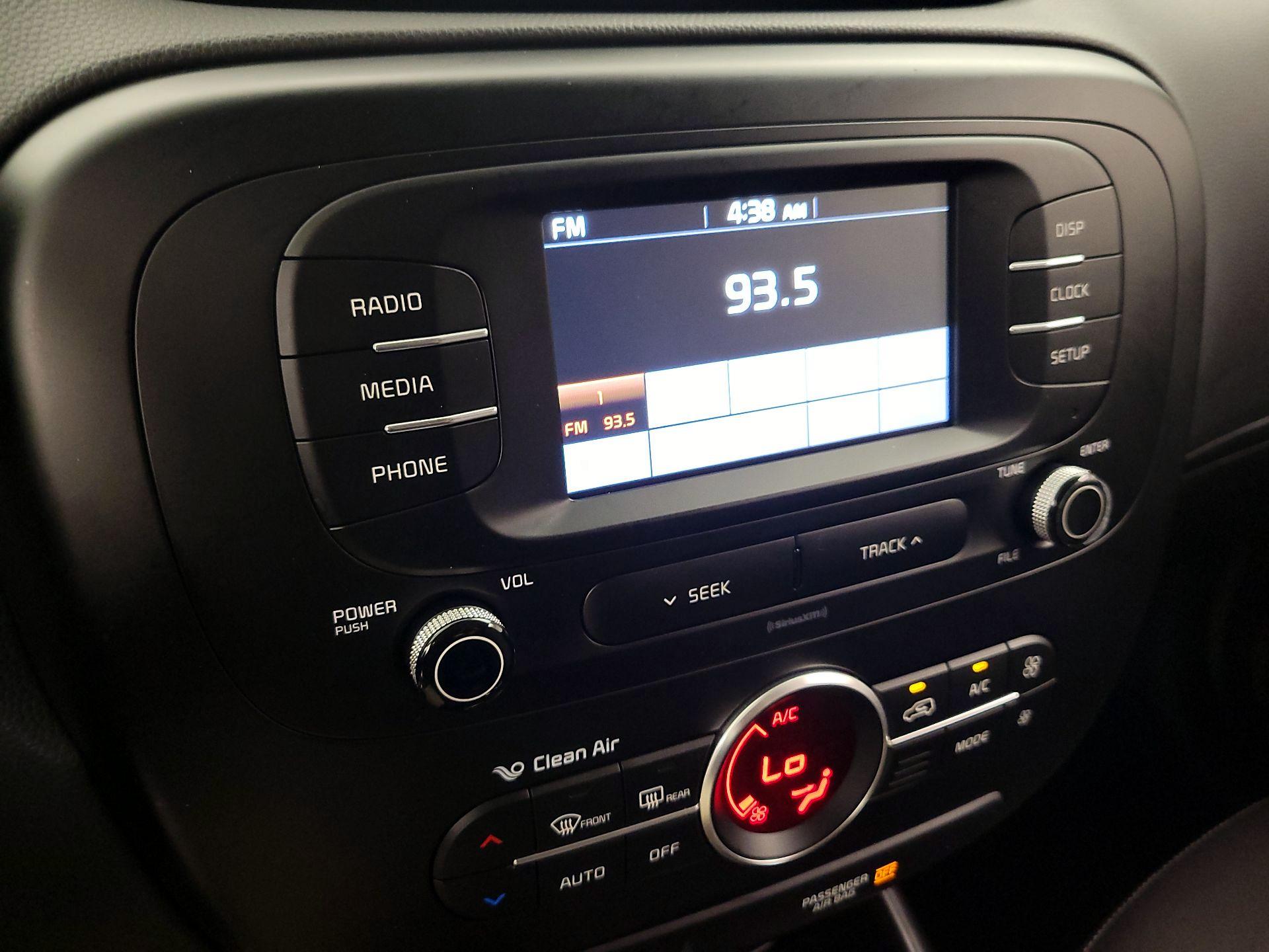 Thumbnail: 2017 Kia Soul - 15
