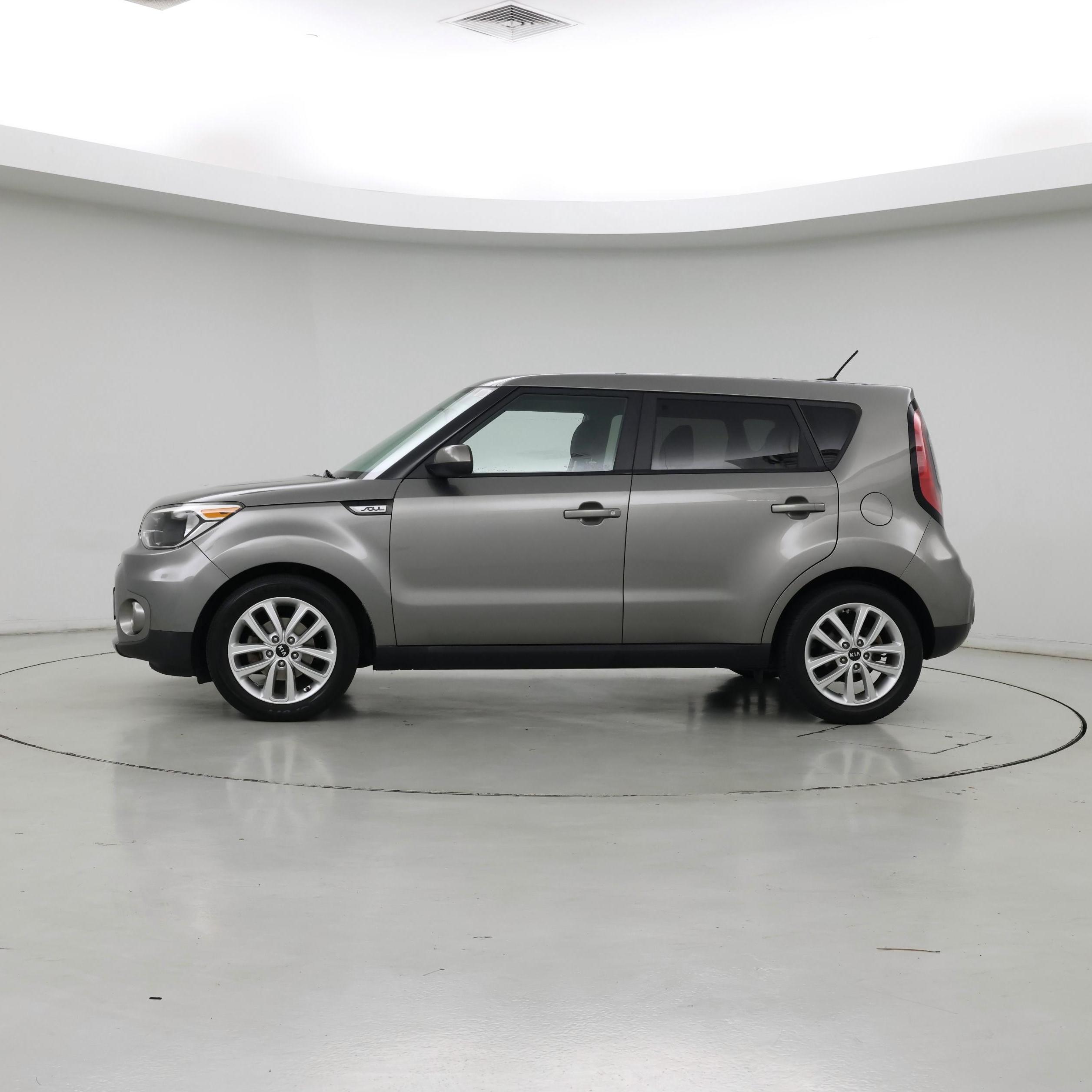 Thumbnail: 2017 Kia Soul - 3