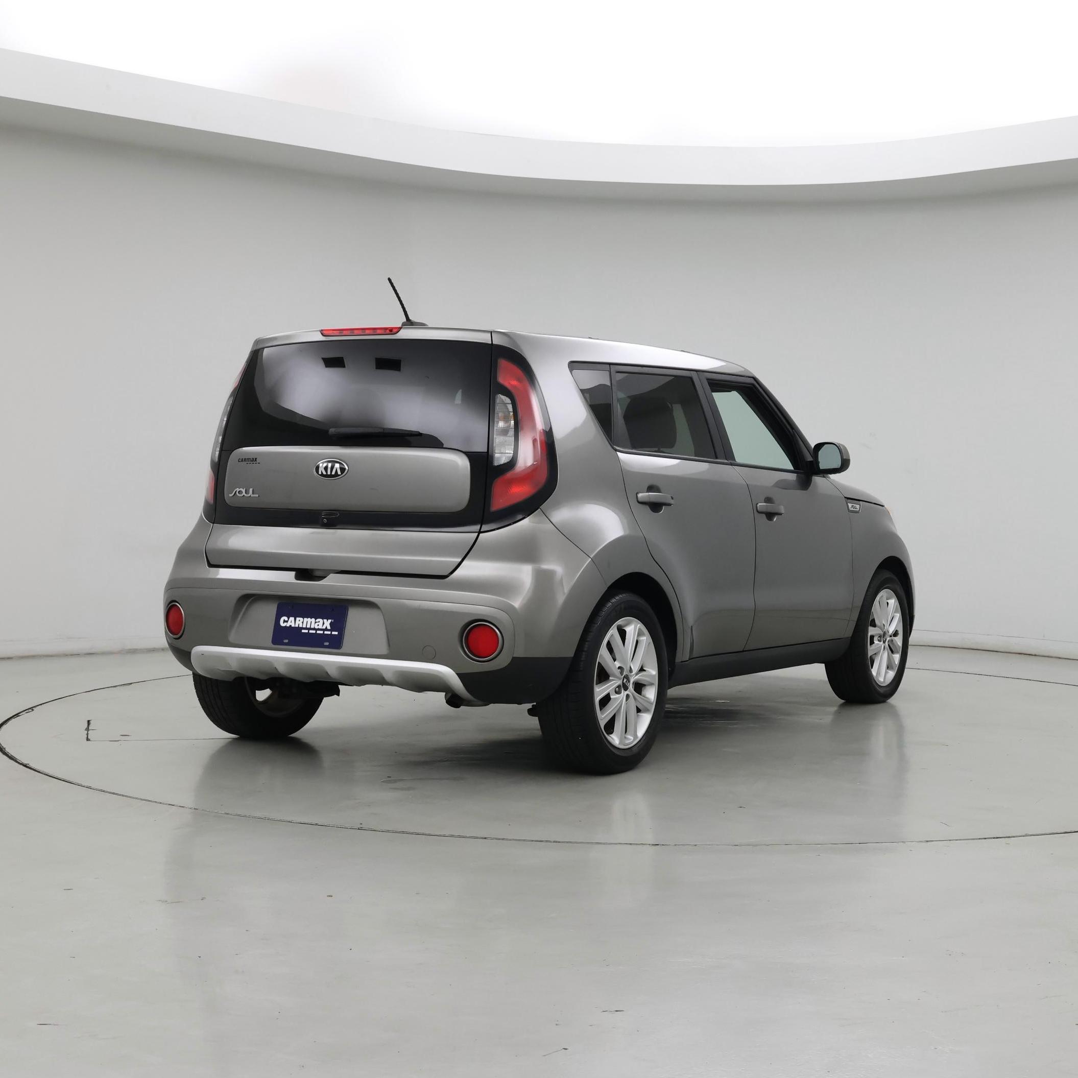 Thumbnail: 2017 Kia Soul - 8