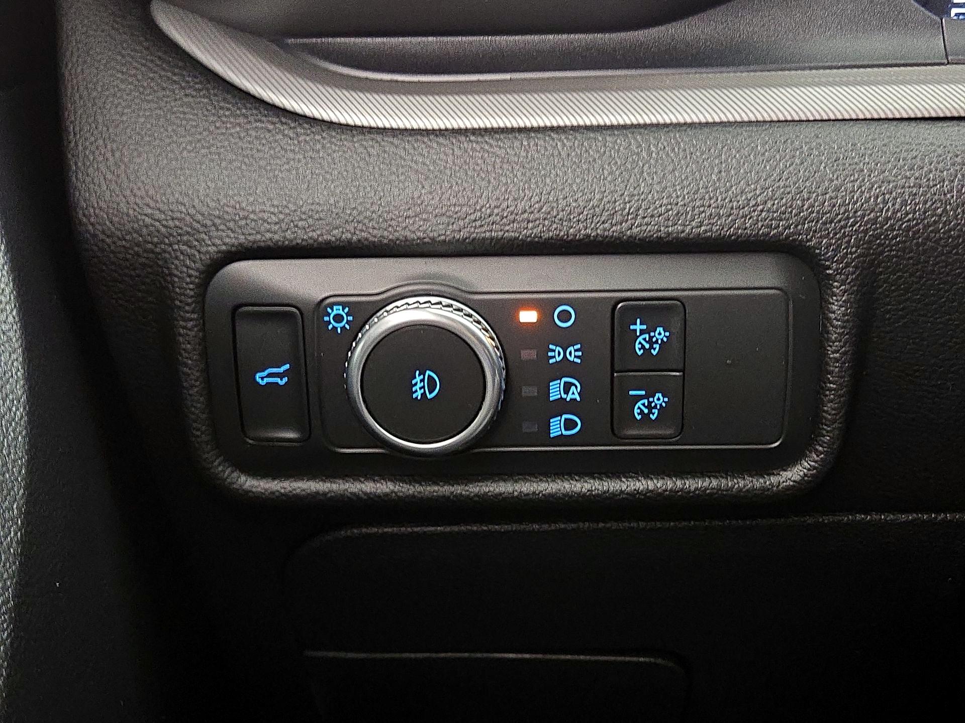 Thumbnail: 2021 Ford Explorer - 13